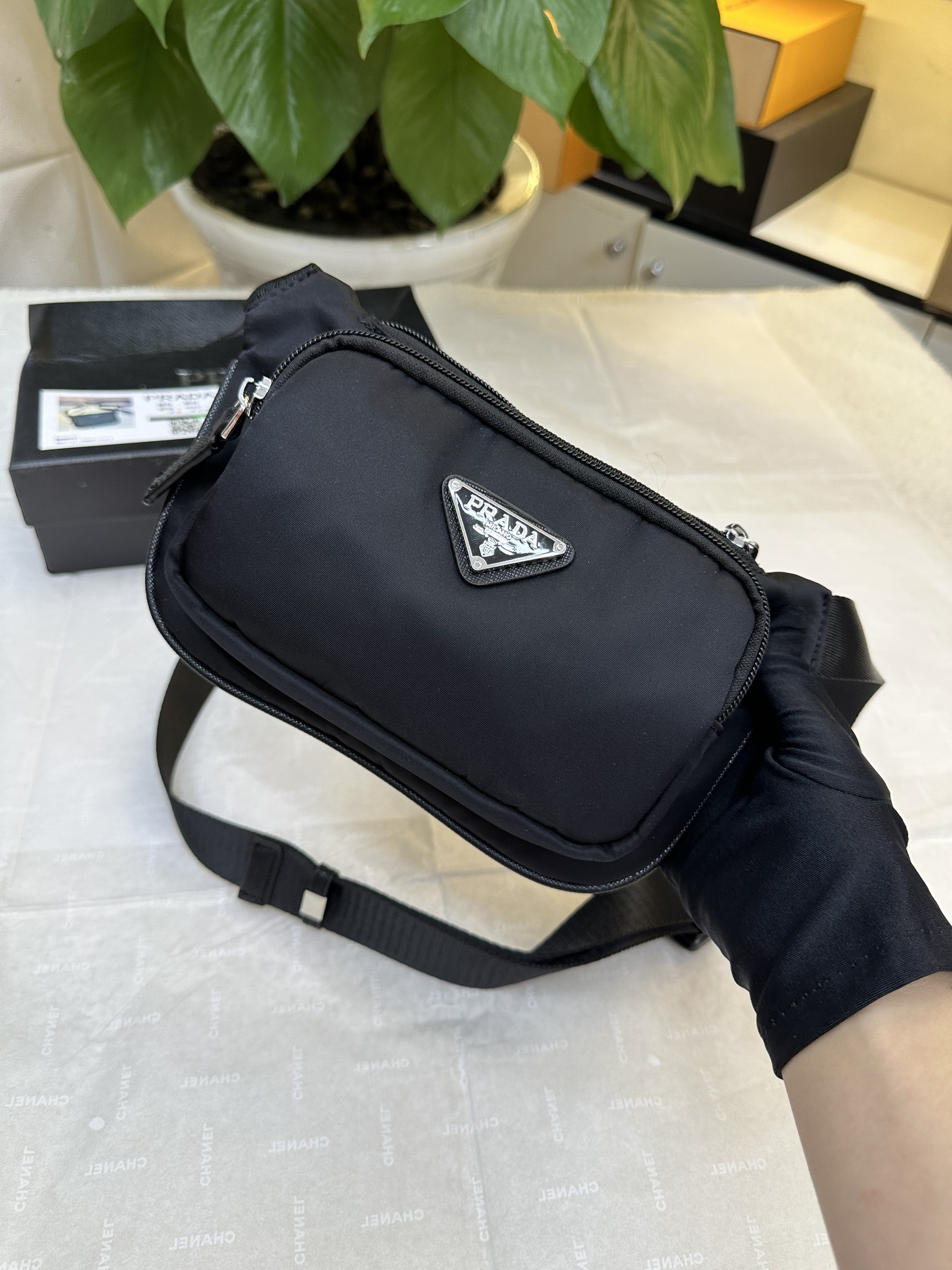 Túi Prada Re-Nylon And Saffiano Leather Shoulder Bag Super Màu Đen Size 21cm