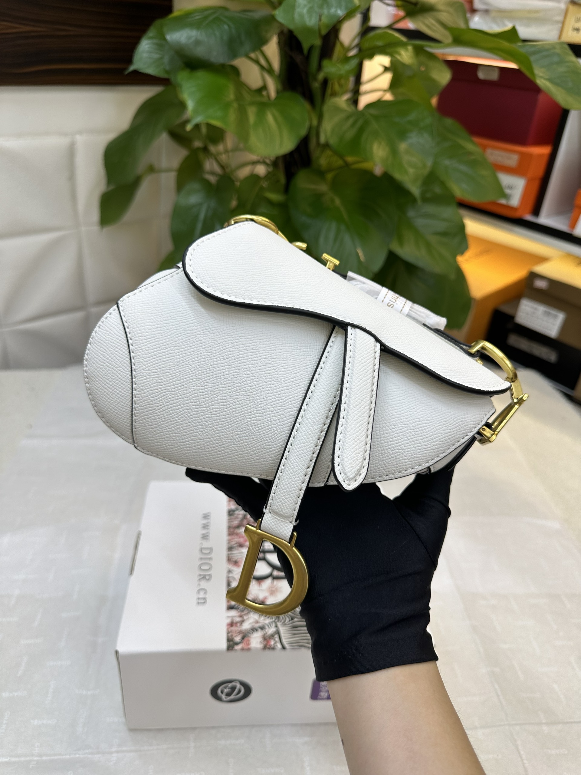 Túi Dior Mini Saddle Bag With Strap White Super Màu Trắng Size 19cm