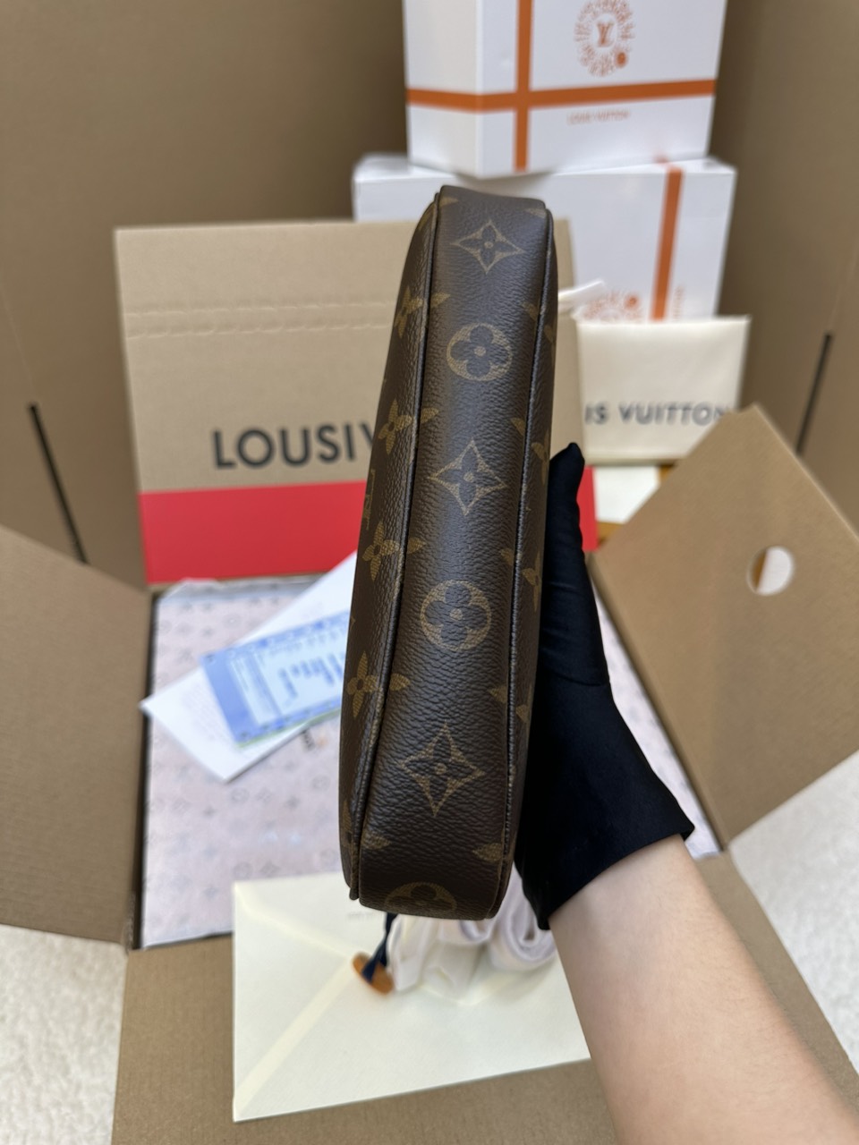 Túi Xách LV Pochette Accessoires Super Màu Nâu Size 23.5cm M40712