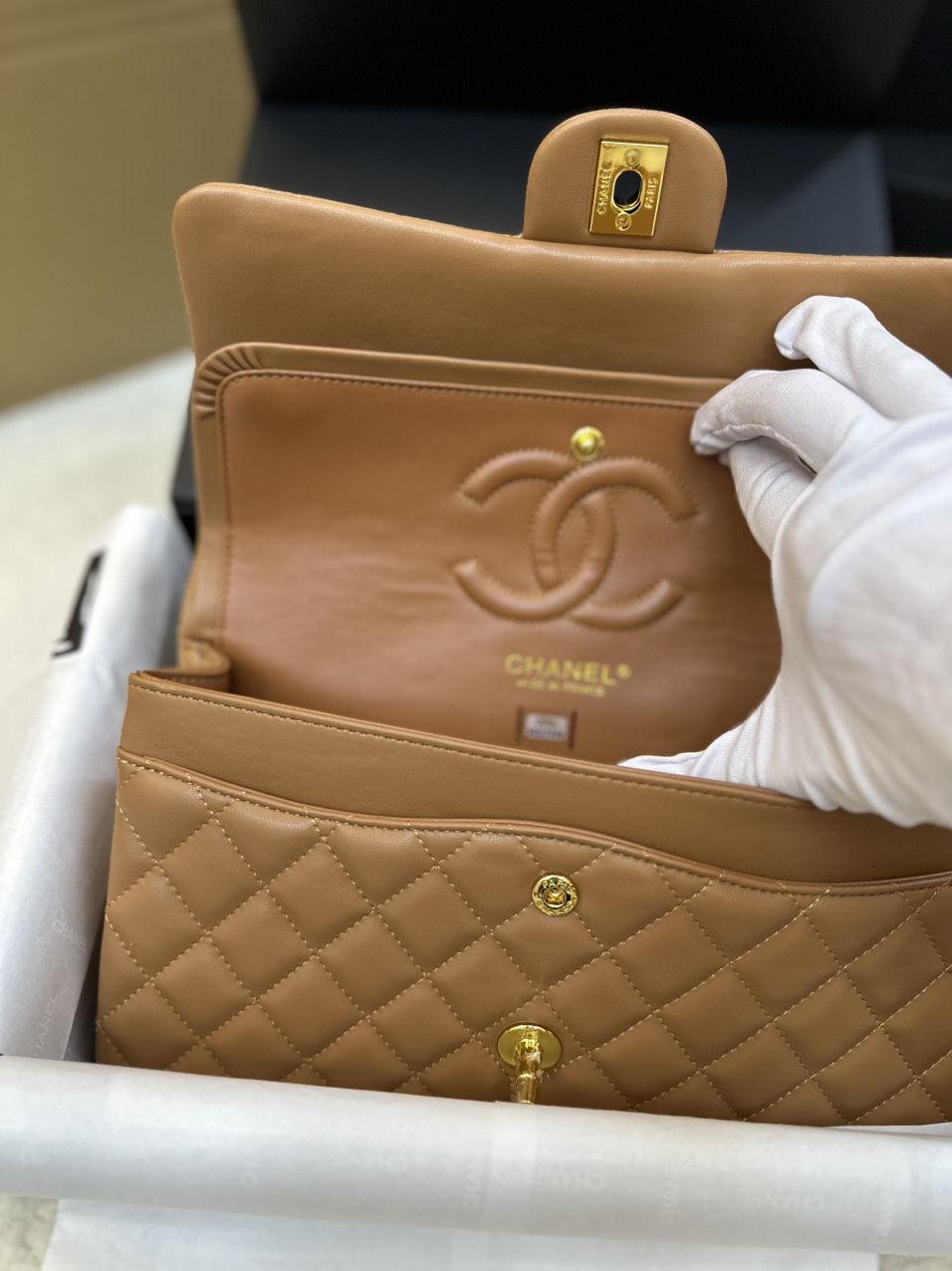 Túi Xách Chanel Classic Flap Màu Nâu Size 25cm