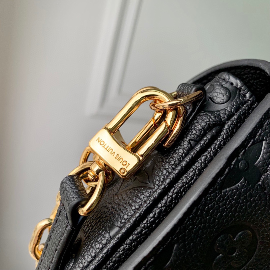 Túi Xách LV Pochette Met Vip Black Empreinte Size 21cm M46595