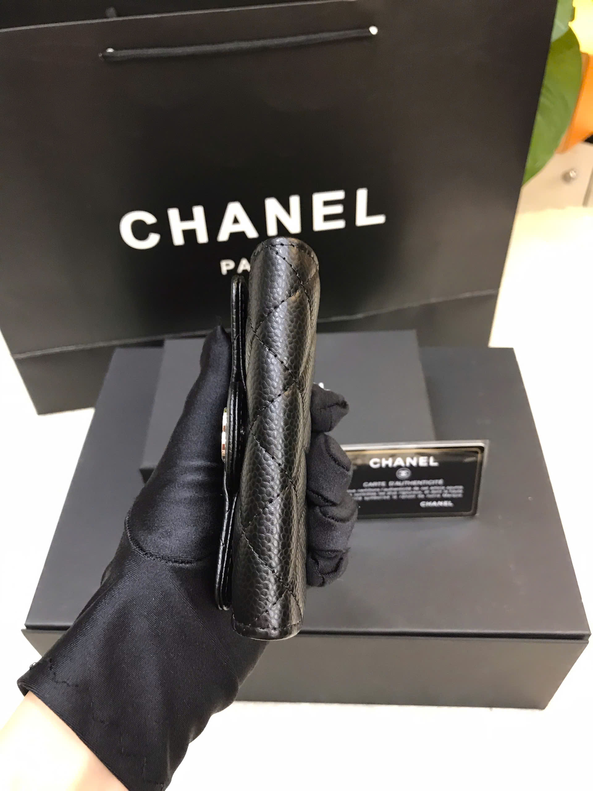 Ví Chanel Classic Flap Card Holder Black Caviar Vip Màu Đen Size 11cm