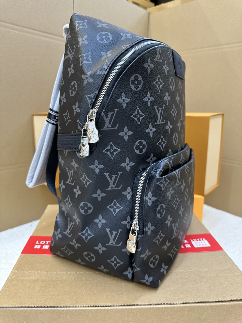 Balo LV Discovery PM Super Màu Đen Size 28cm M43186