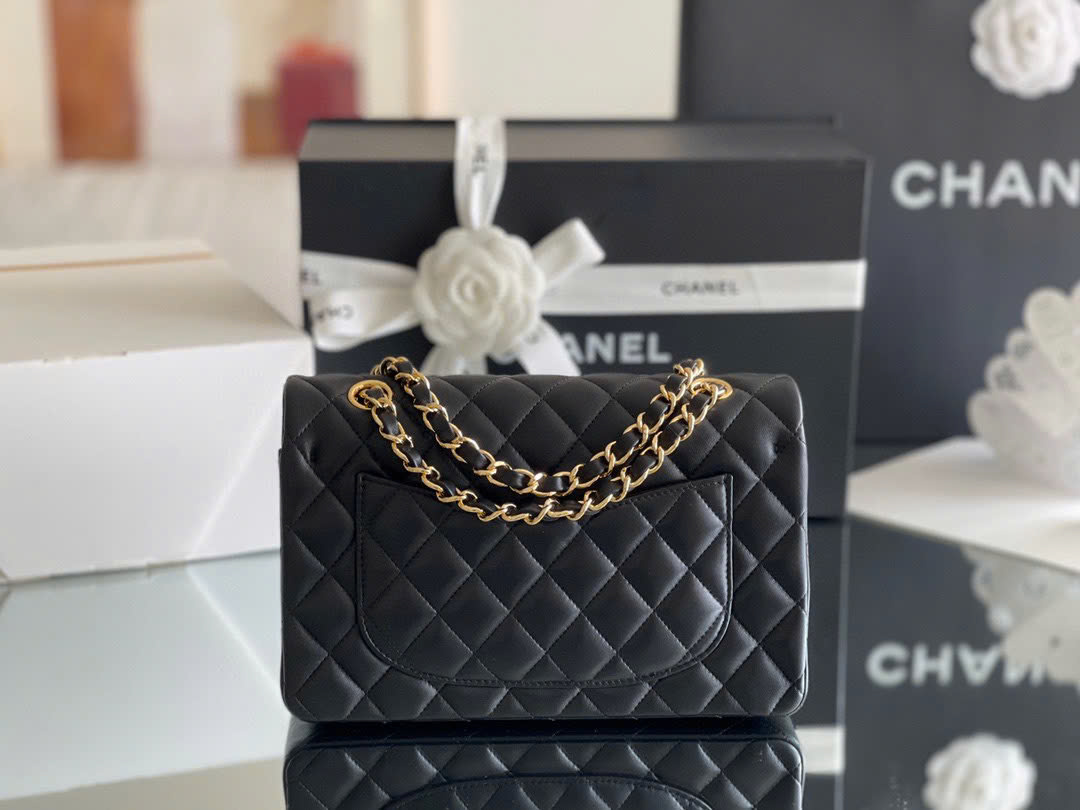 Túi Chanel Classic Flap Vip Da Lì Màu Đen Khóa Vàng Size 23cm