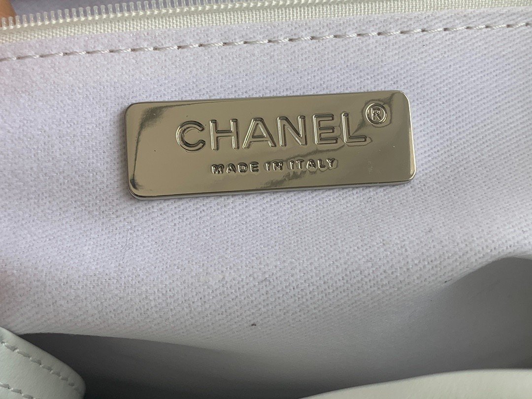 Túi Xách Chanel Maverick Siêu Cấp Size Màu Trắng  39cm AS3128