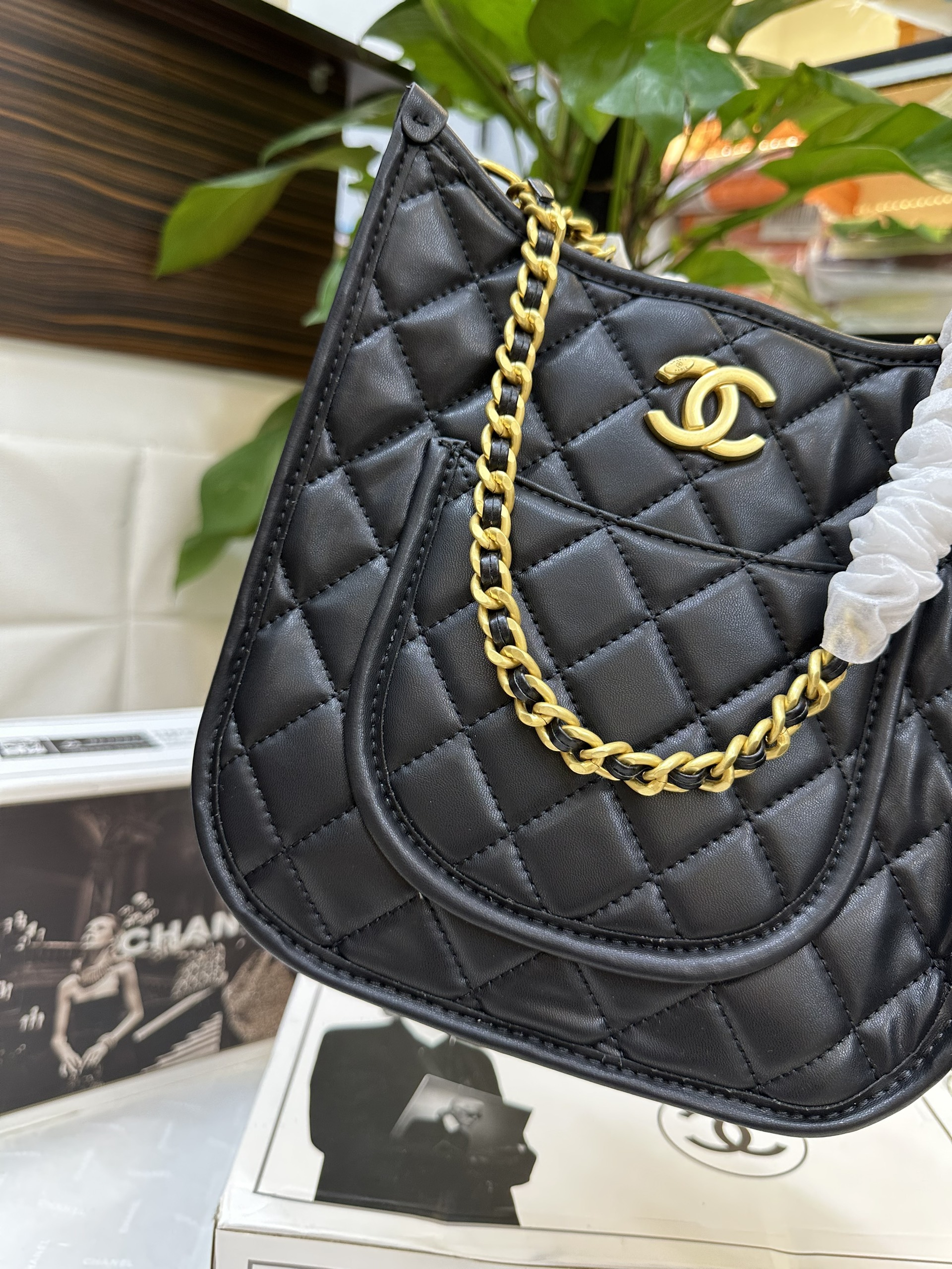 Túi Chanel Hobo Super Màu Đen Size 22cm