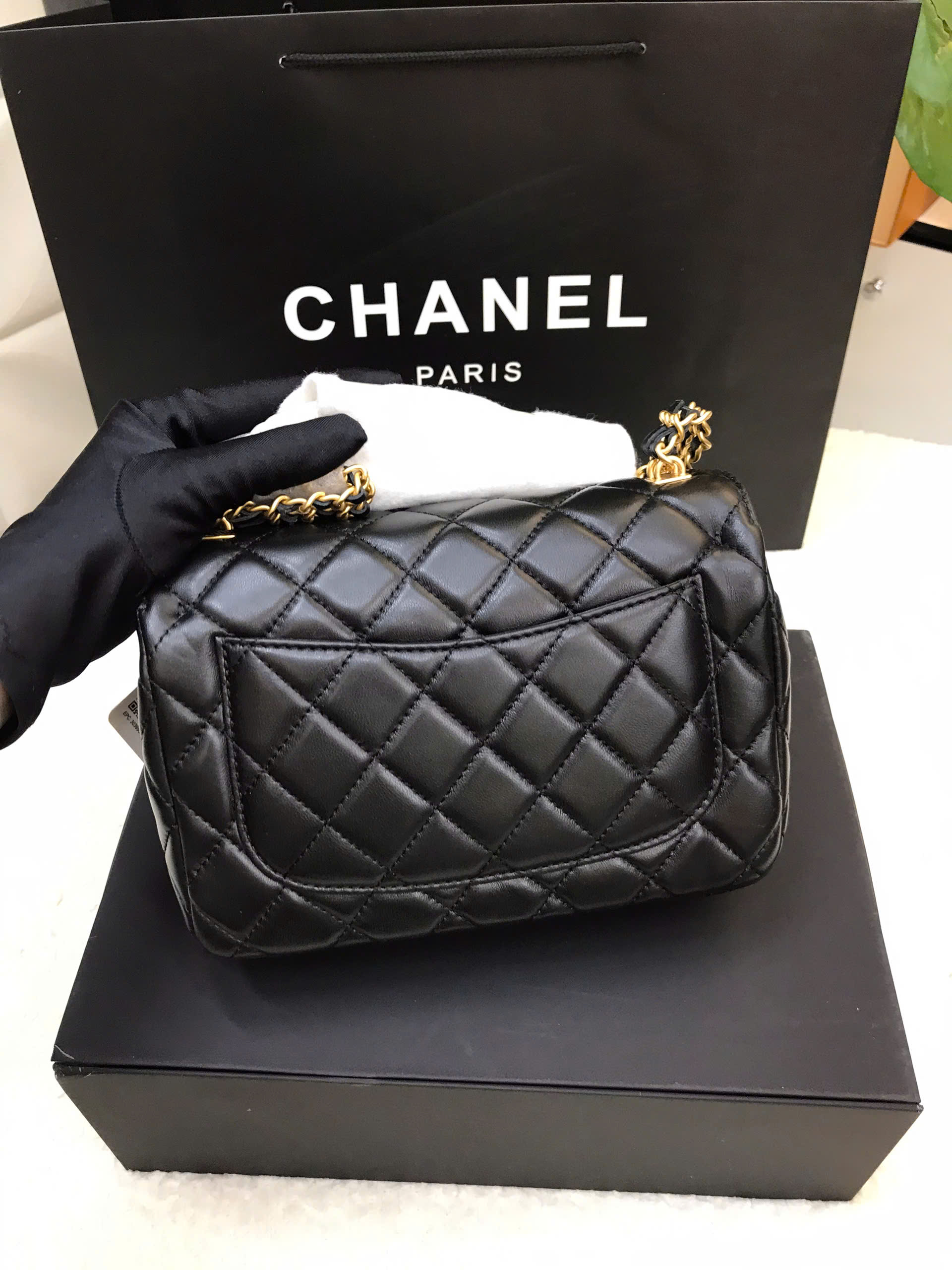 Túi Chanel Charm Black Vip Màu Đen Size 20.5cm