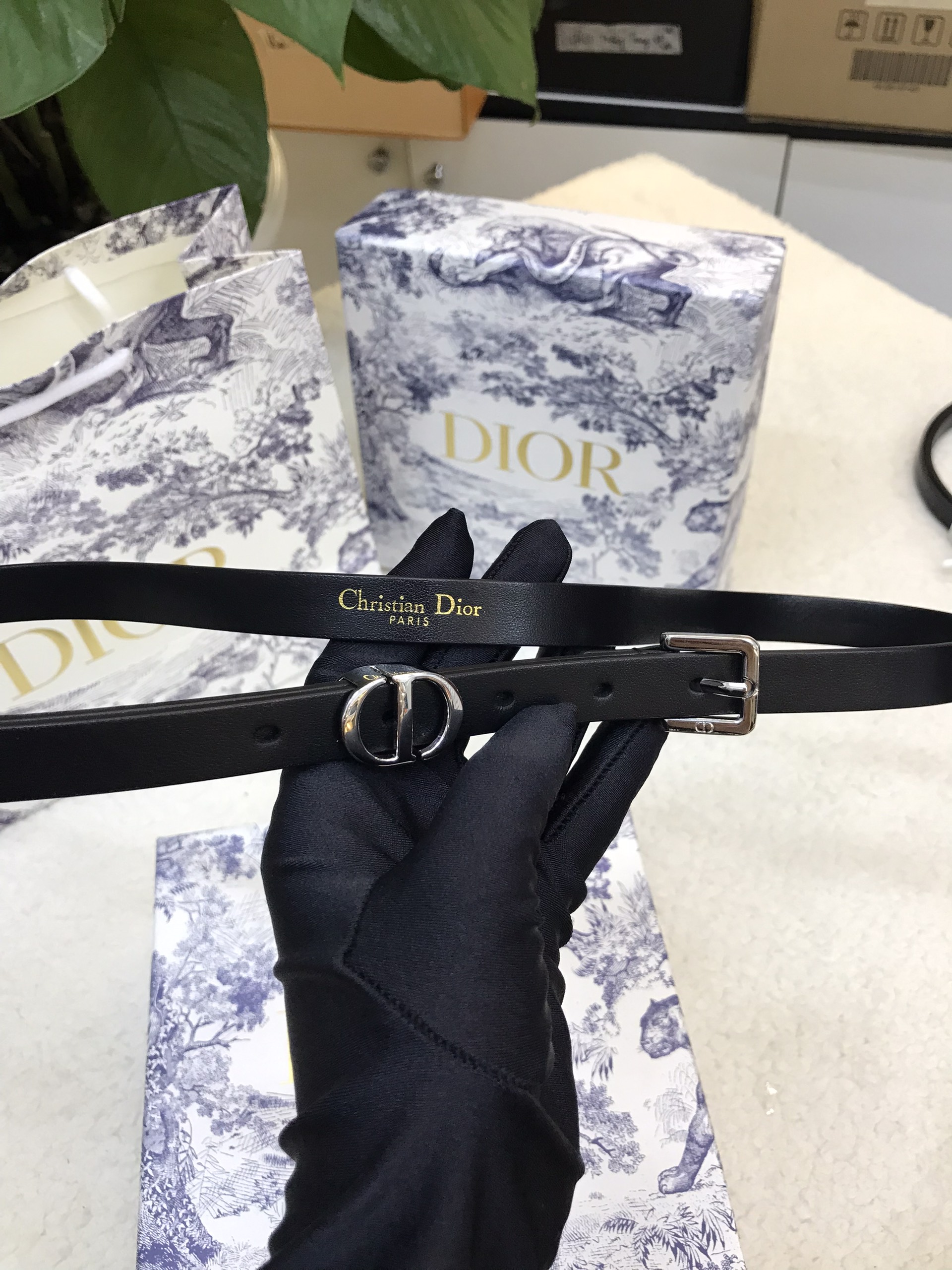 Thắt Lưng Dior 30 Montaigne Loop Belt Black Logo Silver Siêu Cấp