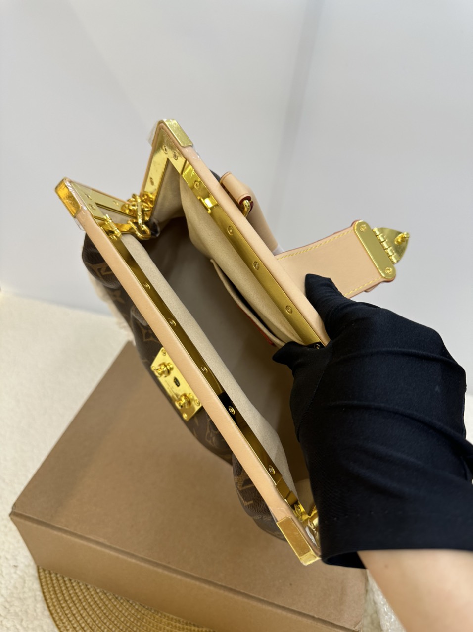 Túi Xách LV Monogram Clutch Super Màu Nâu Size 28cm Full Box