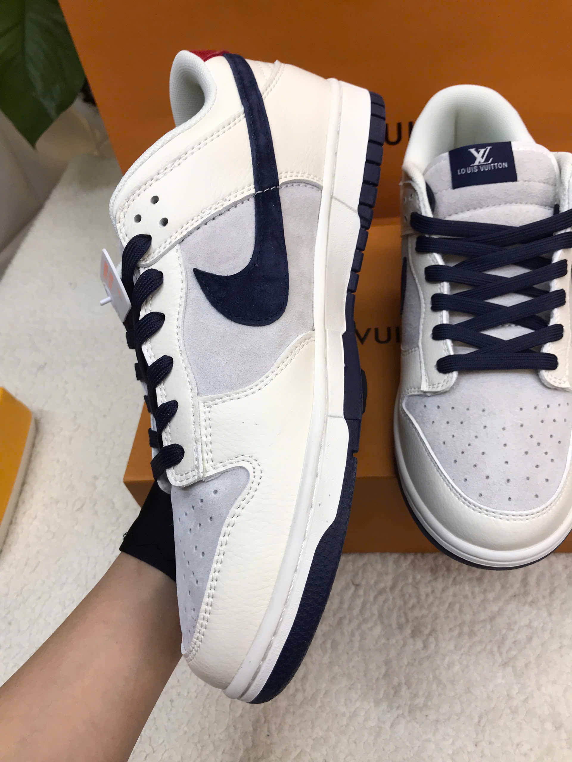 Giày LV × Nike Louis Vuitton x Nike Dunk SB Low Siêu Cấp Màu Đen Size 43