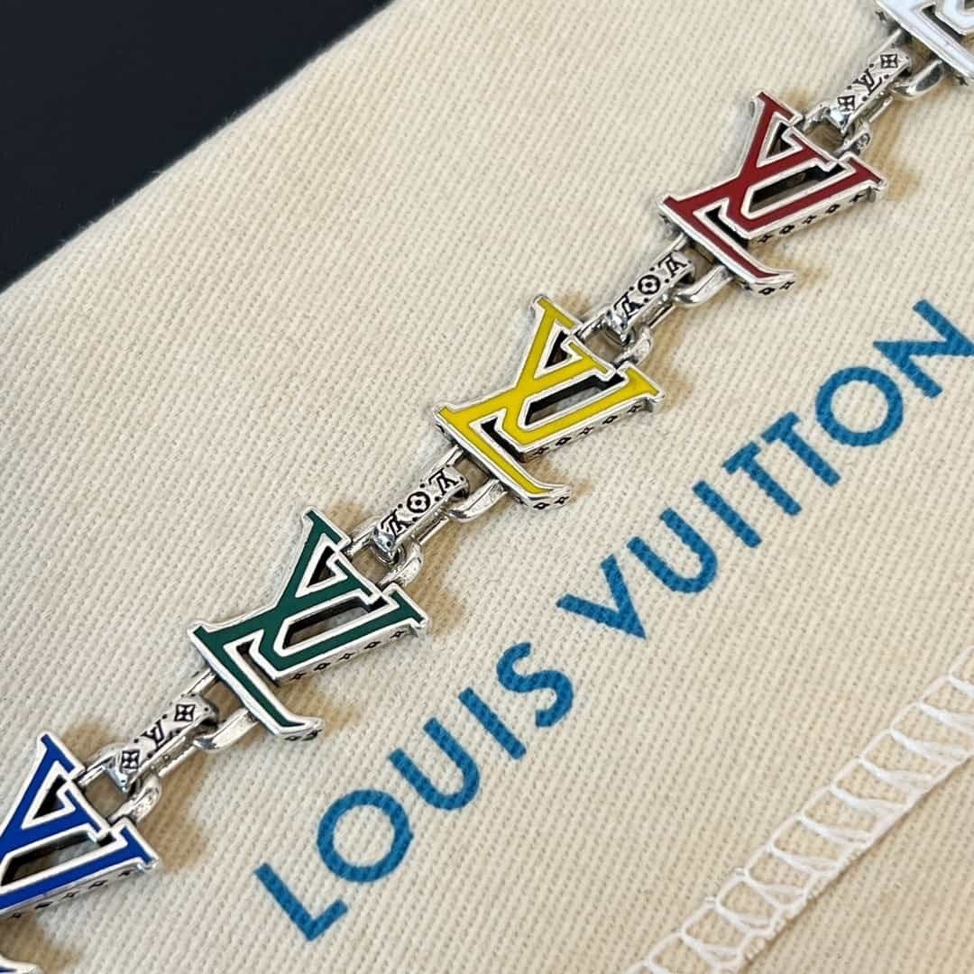 Vòng Tay Louis Vuitton Bốn Màu Siêu Cấp Chữ LV Full Box