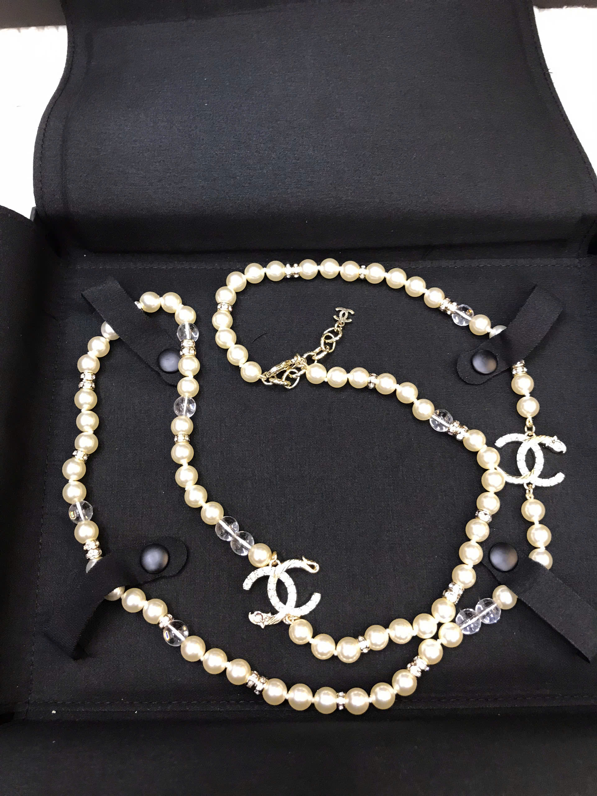 Dây Chuyền Chanel Pearl Necklace Siêu Cấp Màu Trắng