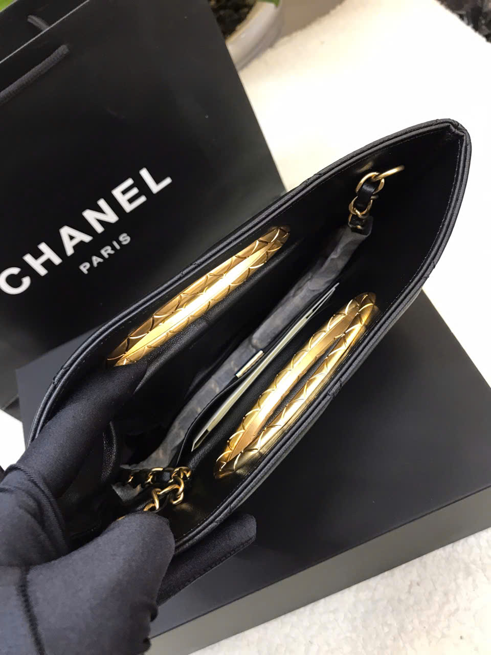 Túi Chanel Clutch Da Cừu Màu Đen Vip AS5038 Size 25cm