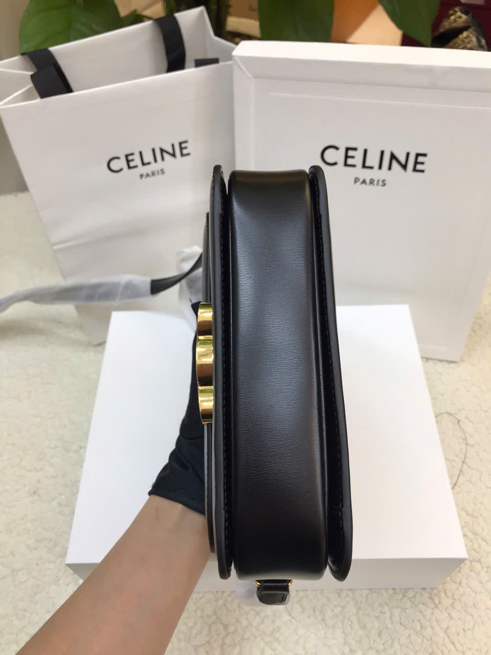 Túi Celine Teen Triomphe Bag In Shiny Calfskin Siêu Cấp Size 18cm