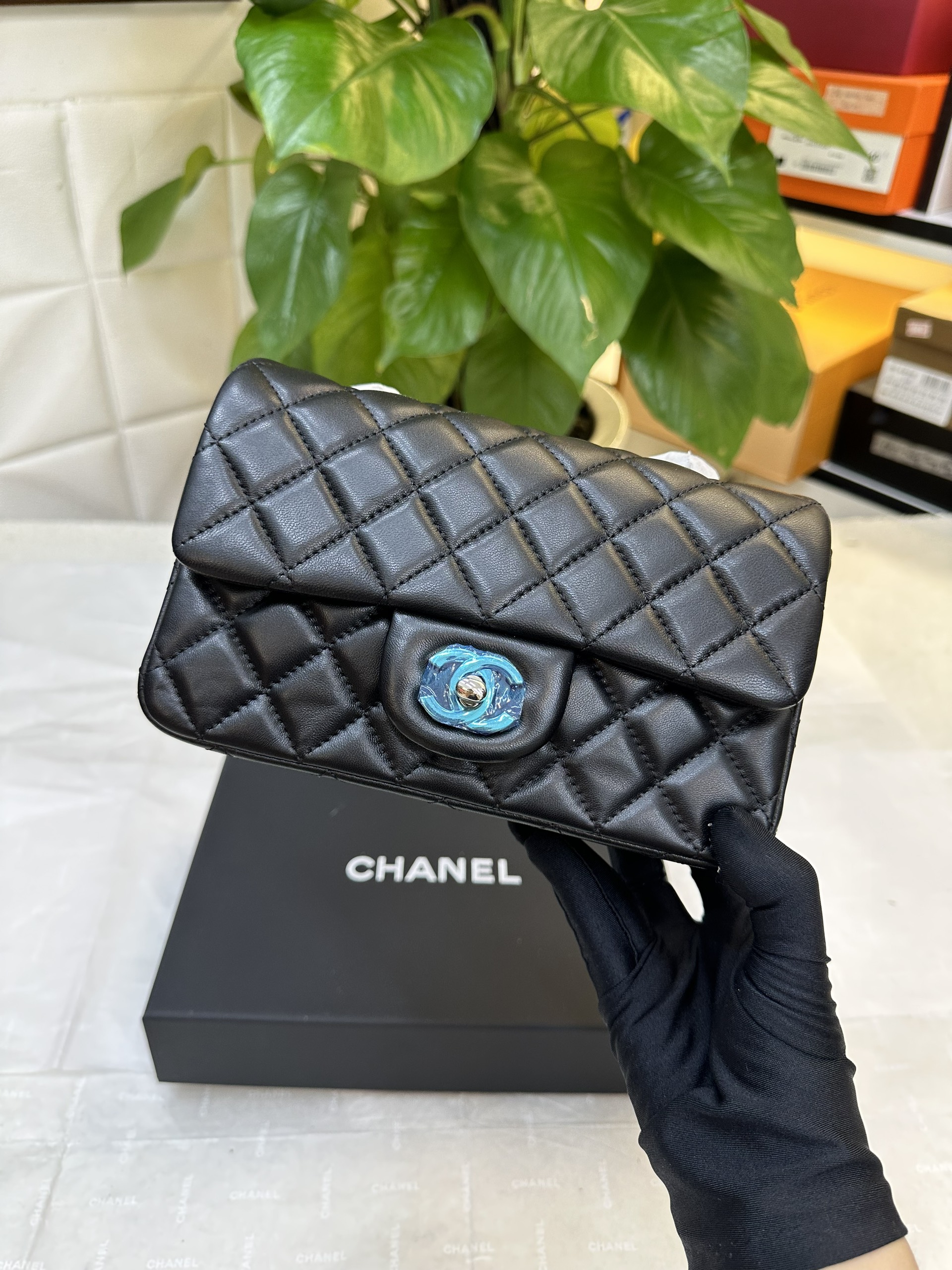 Túi Chanel Classic Flap Siêu Cấp Màu Đen Size 20cm