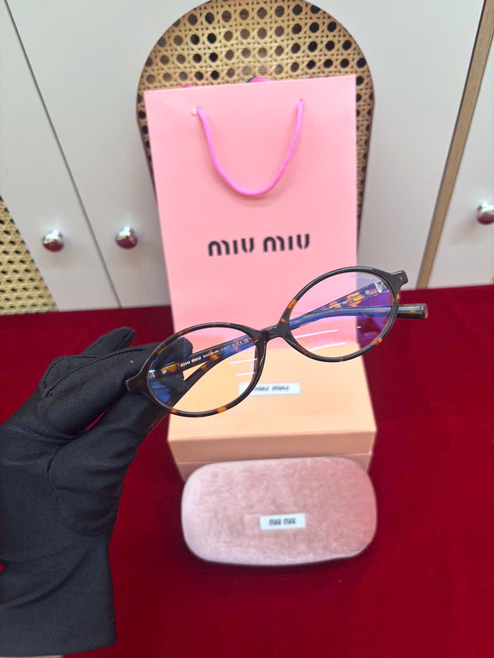 Kính Miu Miu Regard Sunglasses Siêu Cấp SMU04Z