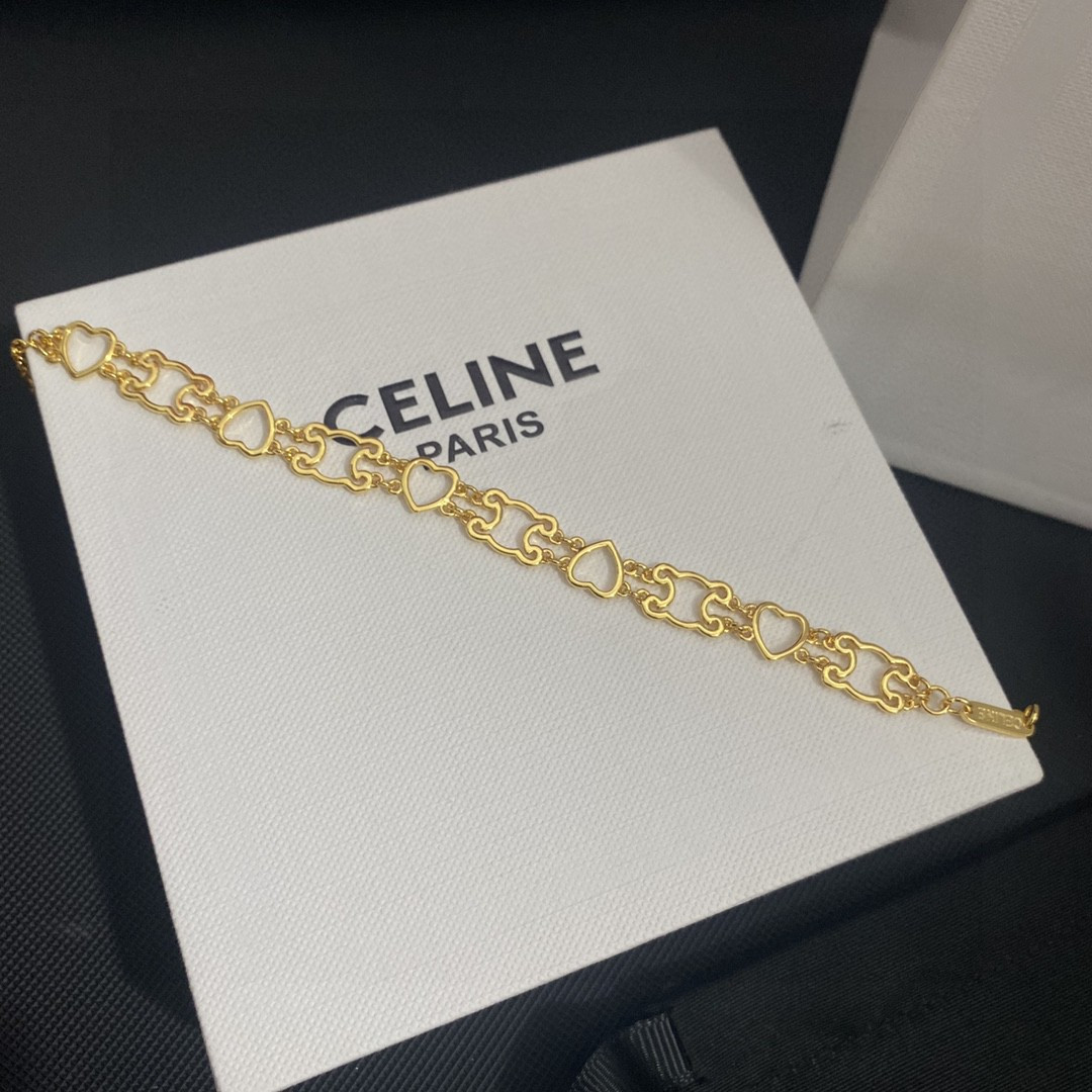 Vòng Tay Celine Siêu Cấp Phối Logo Kim Loại Vàng Hình Trái Tim
