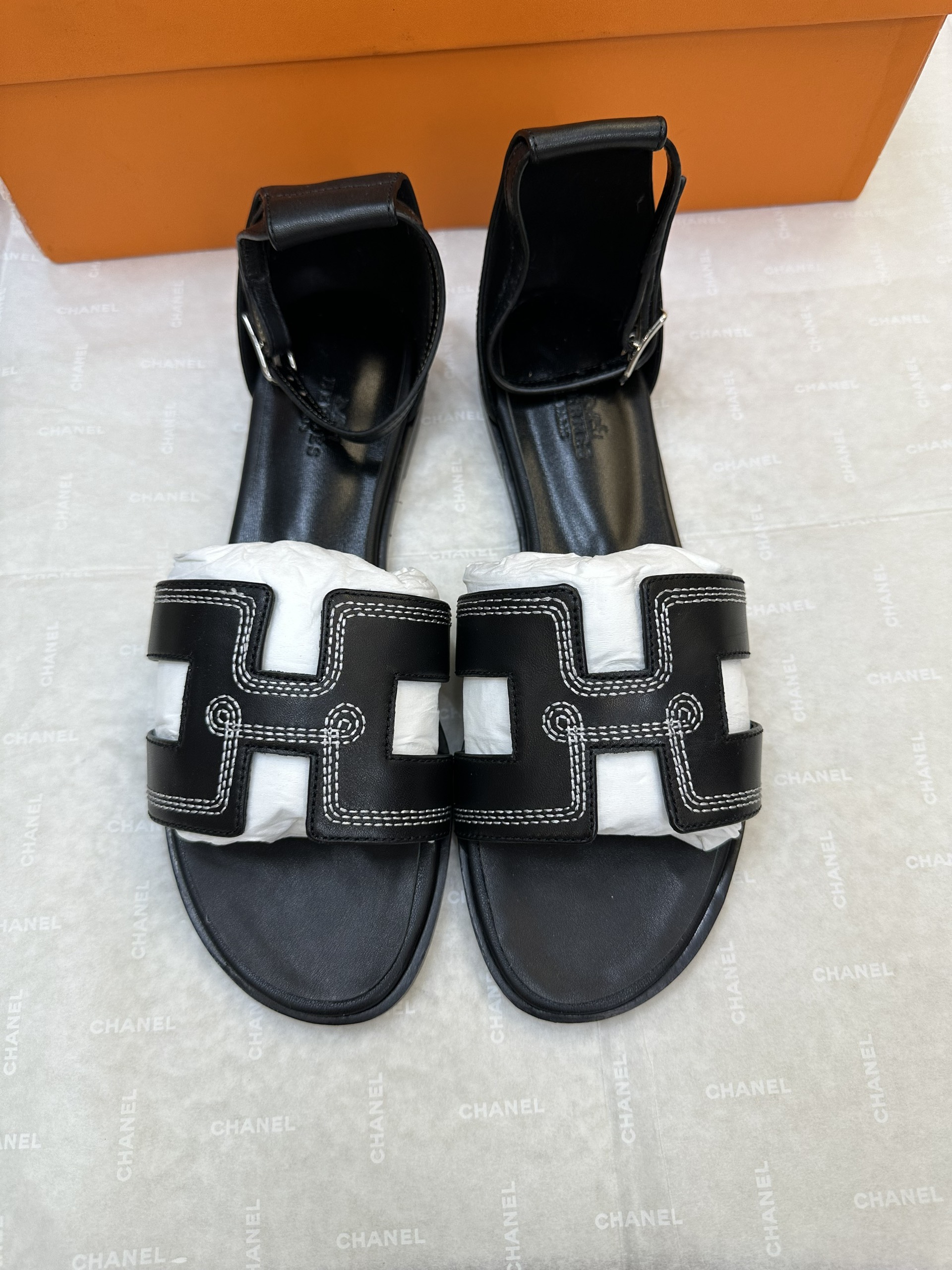 Giày Hermes Santorini Sandal Siêu Cấp Màu Đen Size 35