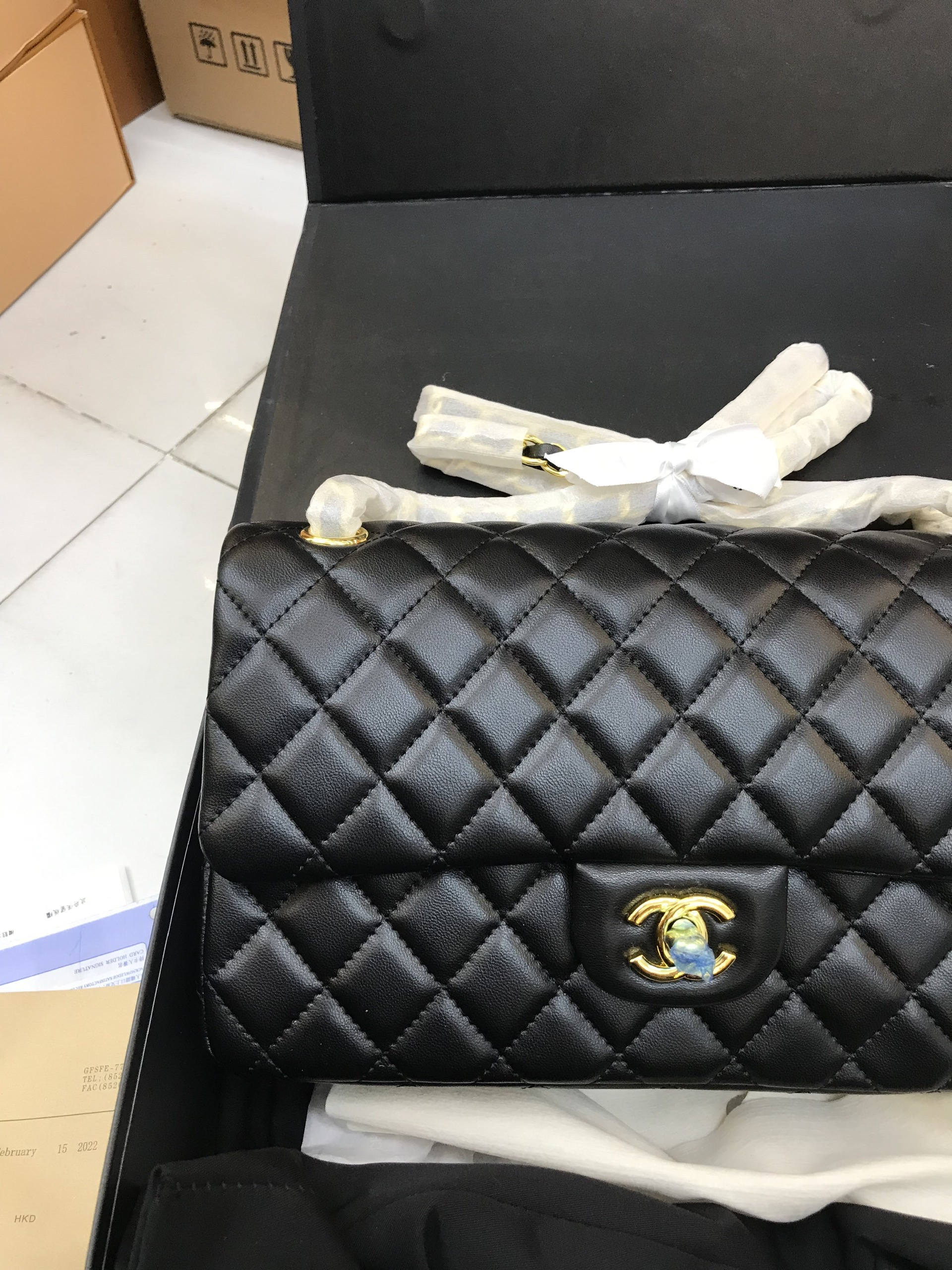 Túi Xách Chanel Classic Super Da Lì Màu Đen Khóa Vàng Size 26cm