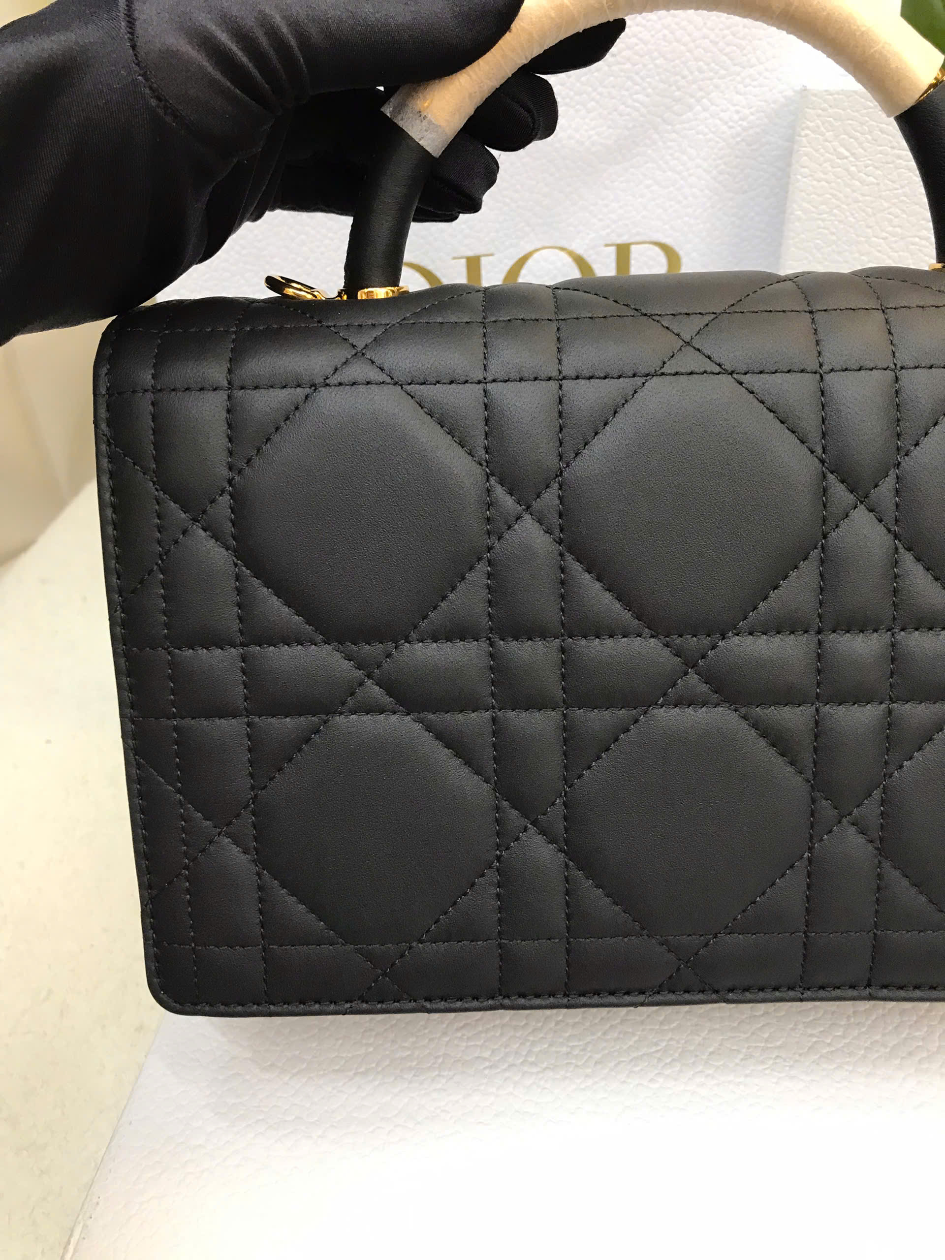 Túi Medium Dior Ange Bag Trench Blacjk Macrocannage Lambskin Vip Màu Đen Size 26cm