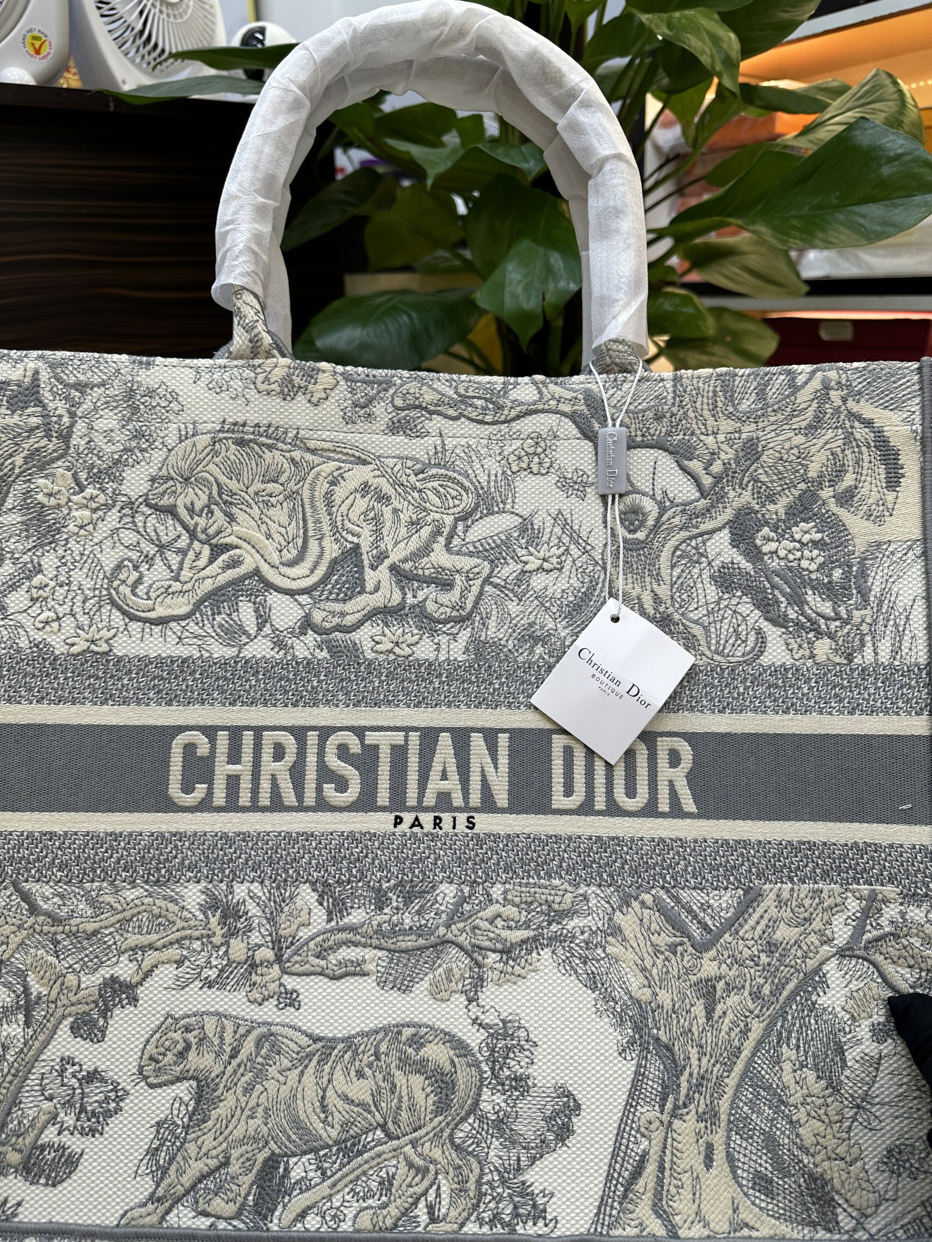 Túi Tote Dior Large Dior Book Tote Gray Toile De Jouy Embroidery Vip Size 42cm