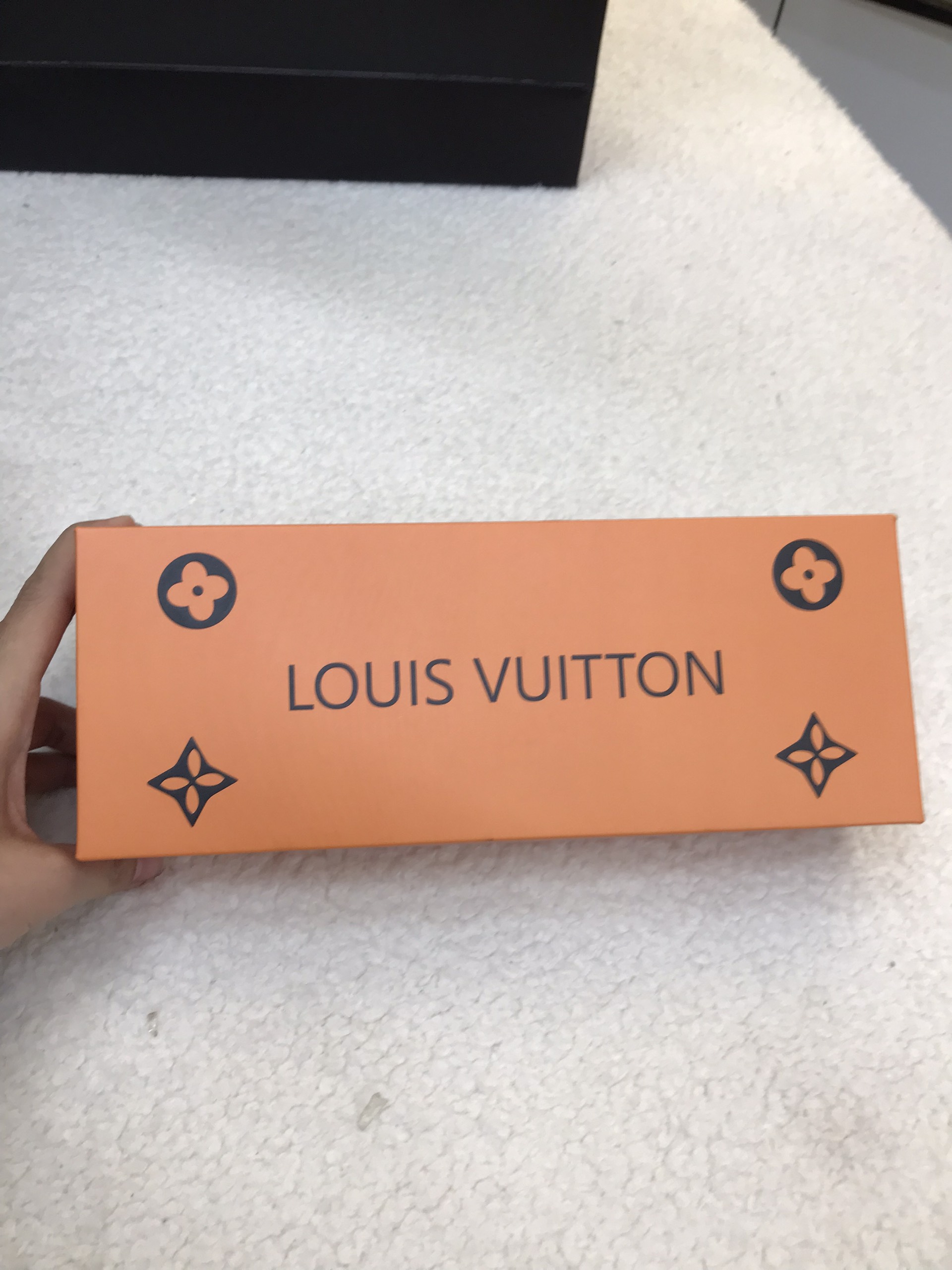 Tổng Về Vớ Louis Vuitton Siêu Cấp