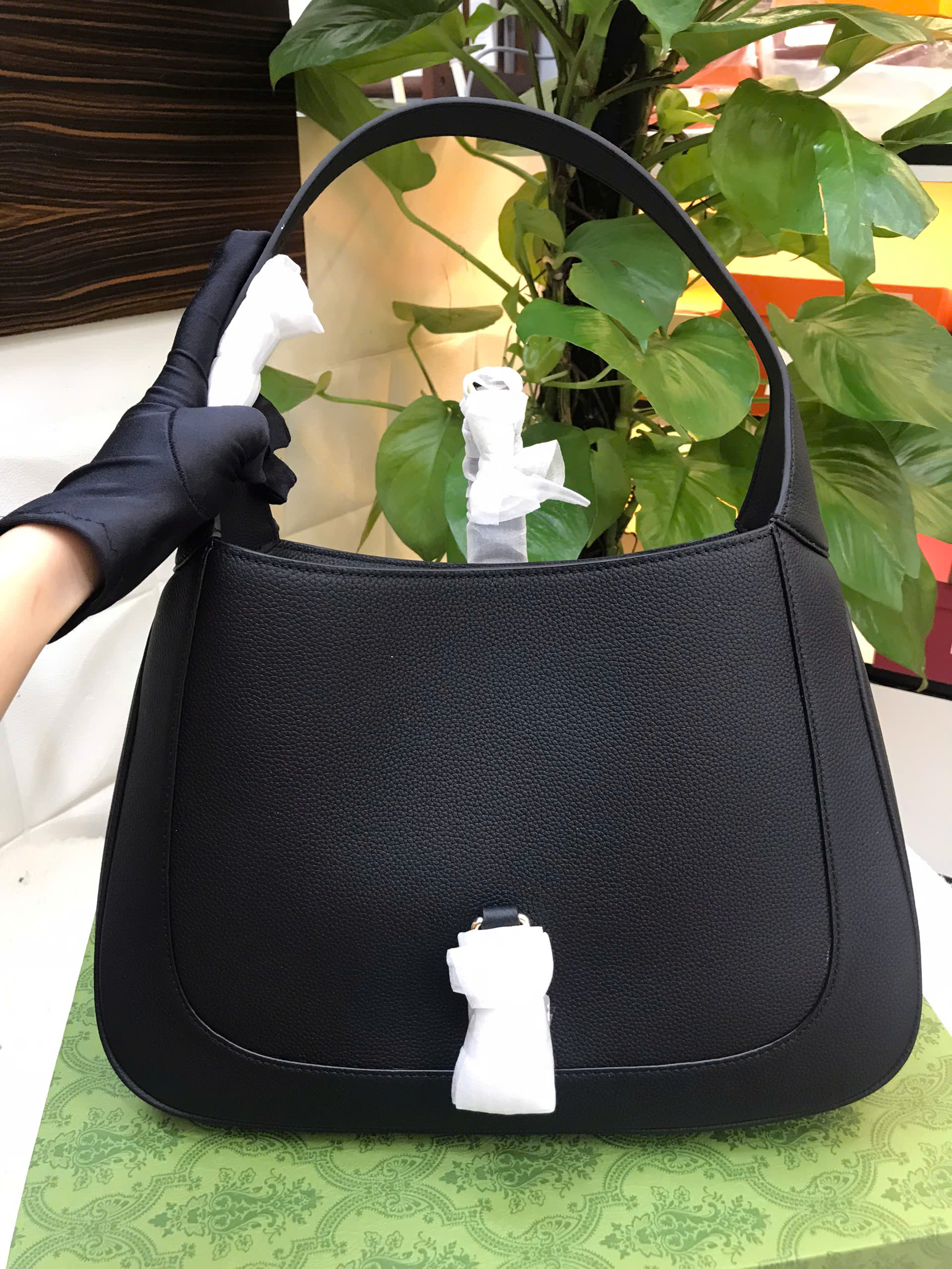 Túi Gucci Jackie Large Shoulder Bag Black Vip Màu Đen Size 35cm