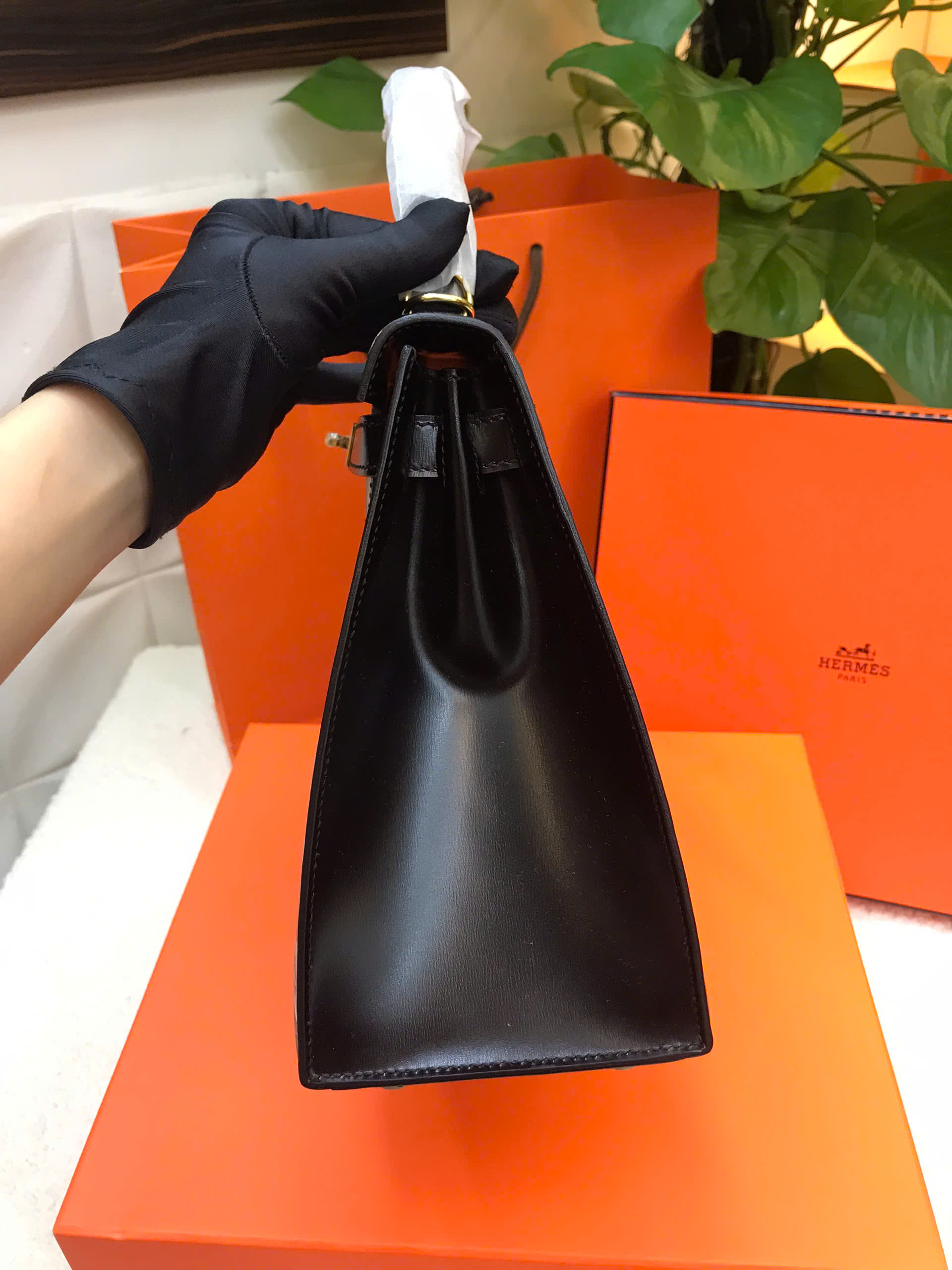 Túi Hermes Vintage Hermès Kelly 28 Sellier Black Box Painted 