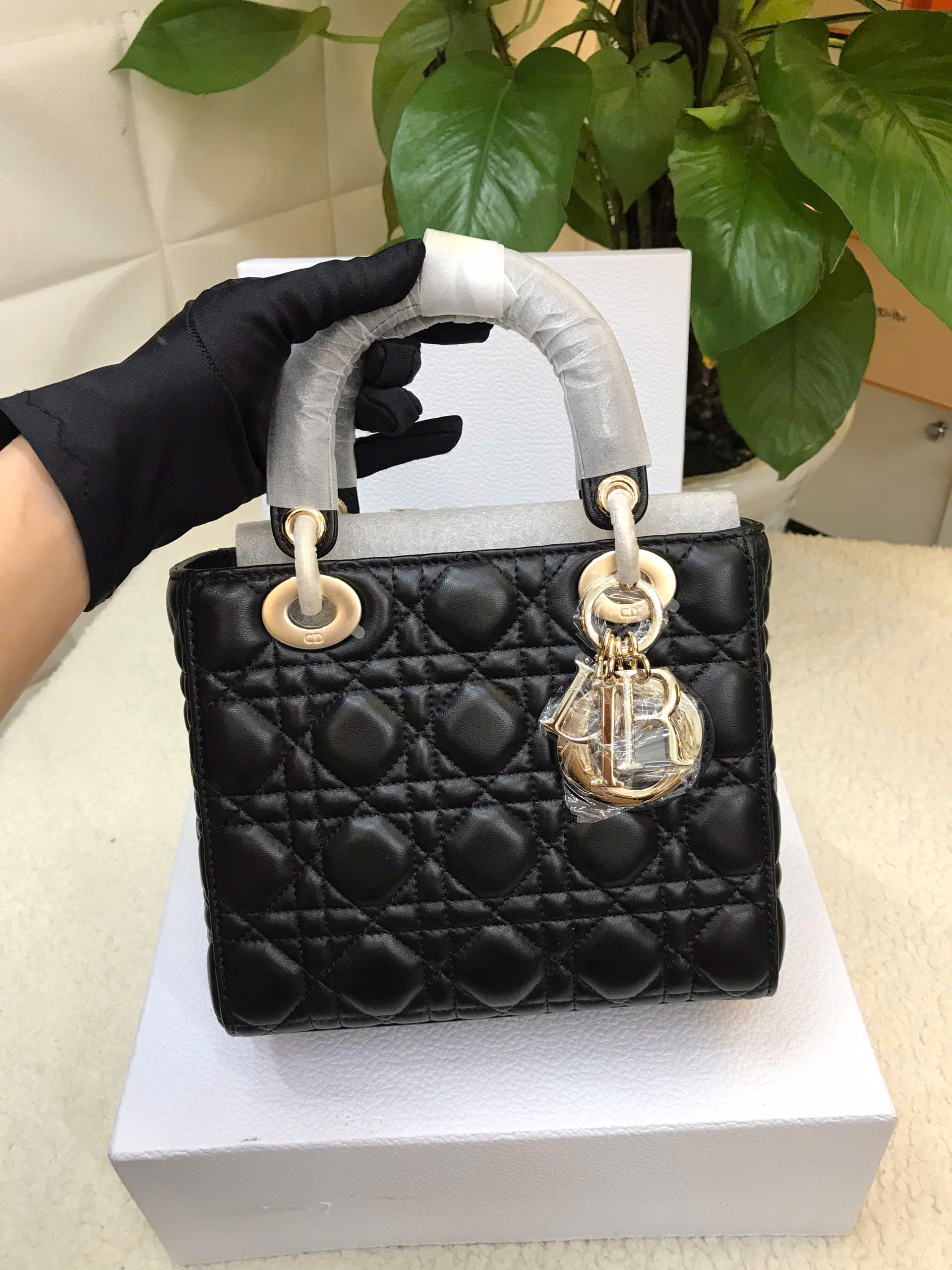 Túi Small Lady Dior Siêu Cấp Màu Đen Size 20cm