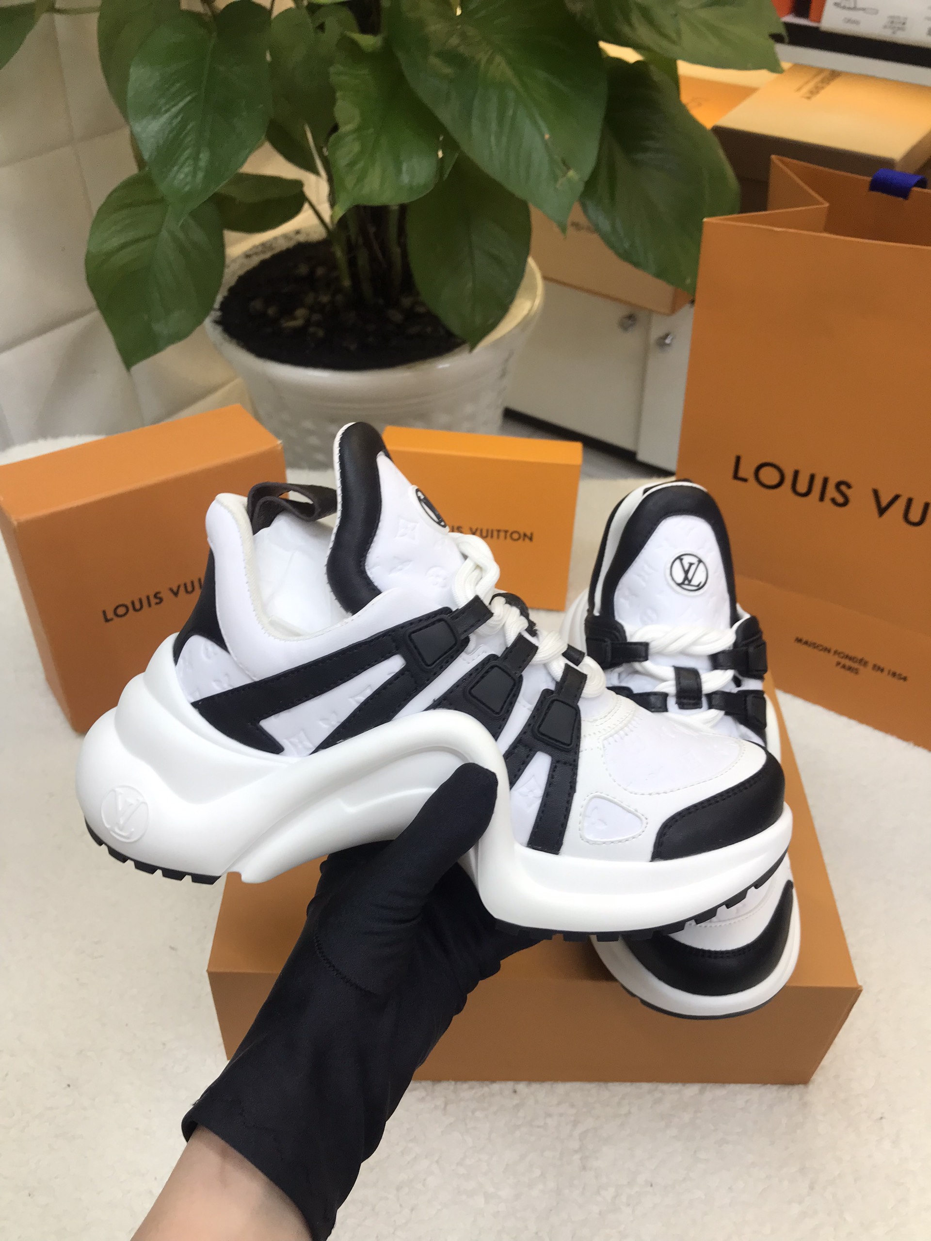 Giày LV Archlight Sneaker Siêu Cấp Size 36