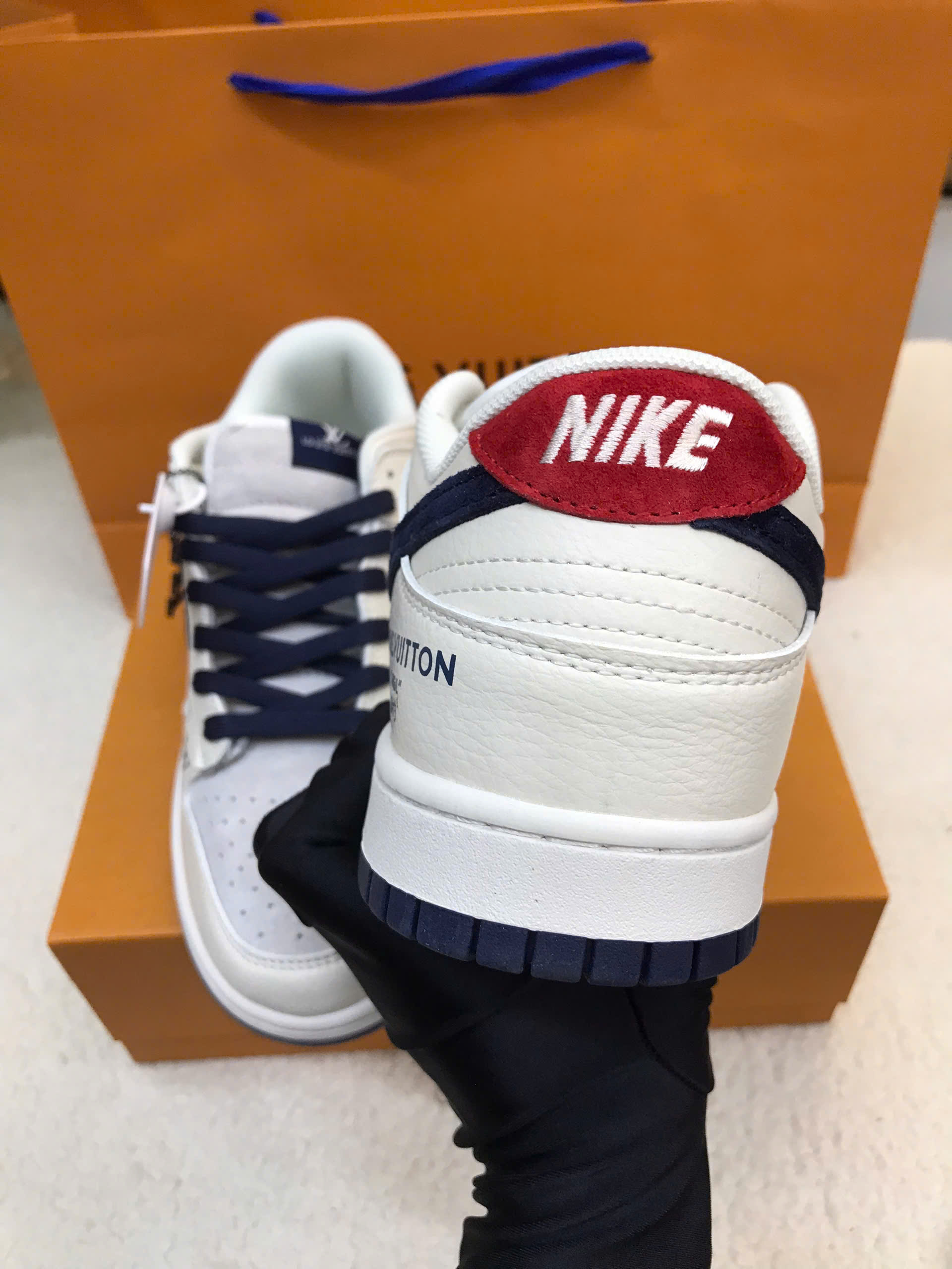 Giày LV × Nike Louis Vuitton x Nike Dunk SB Low Siêu Cấp Màu Đen Size 43