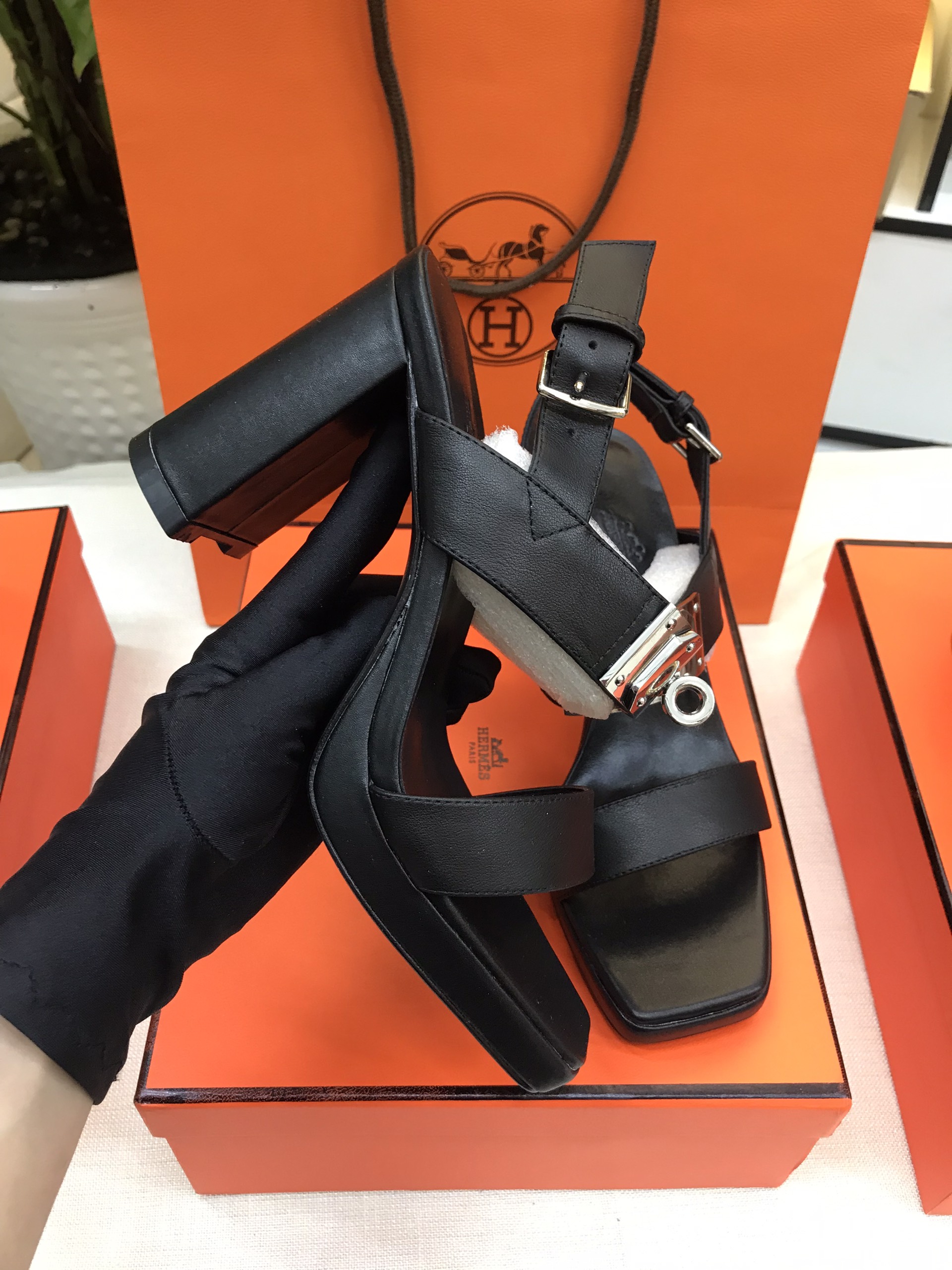 Giày Hermes Ilona 90 Sandal Siêu Cấp Màu Đen Size 39