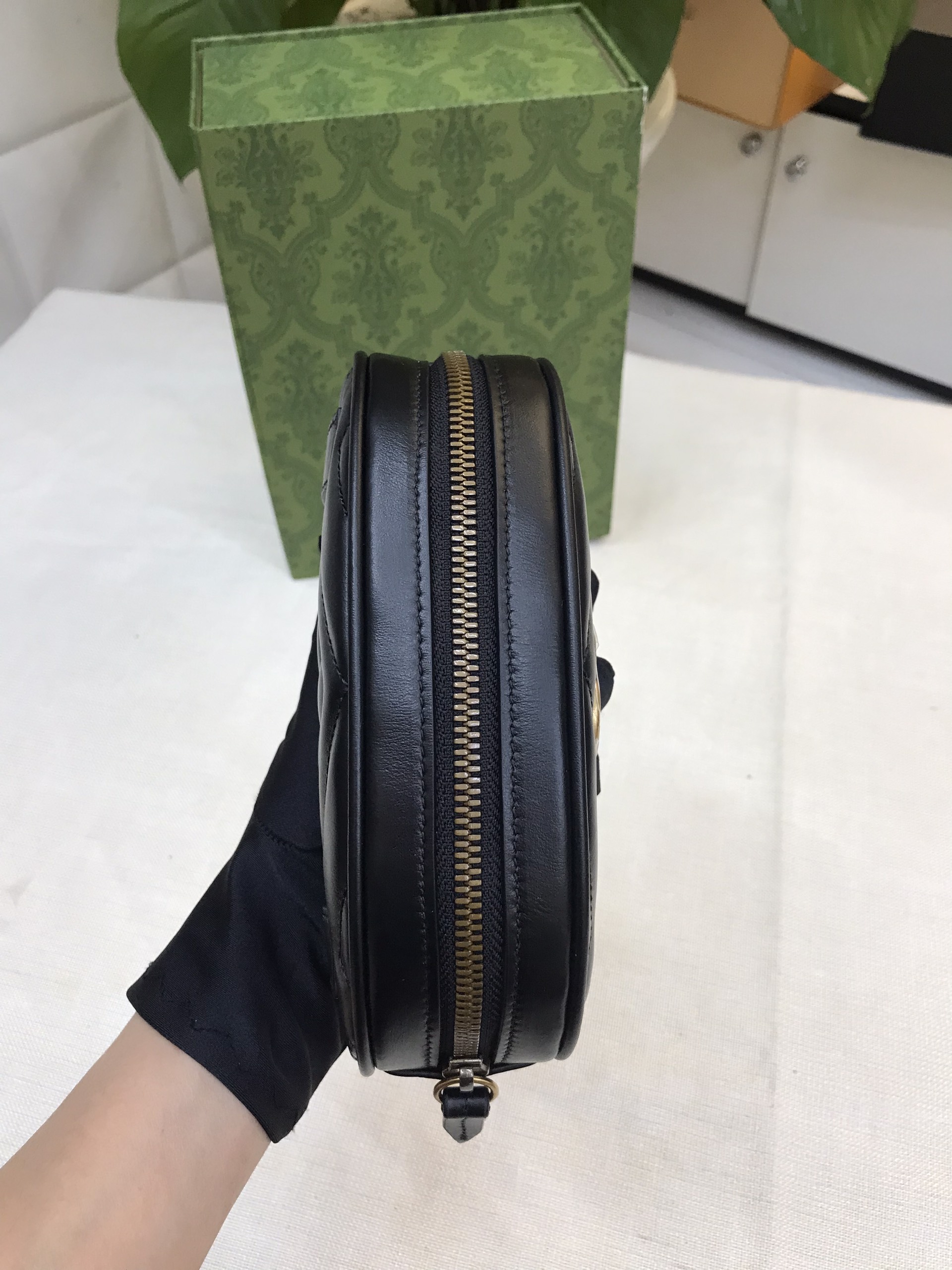 Túi Gucci Logo Detail Chevron Quilted Leather Belt Bag Siêu Cấp Size 18cm