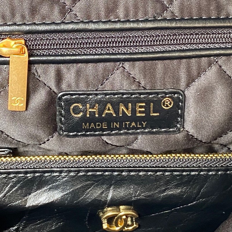 Túi Xách Chanel 22 Shiny Calfskin Gold Tone Metal Black AS3260 2023