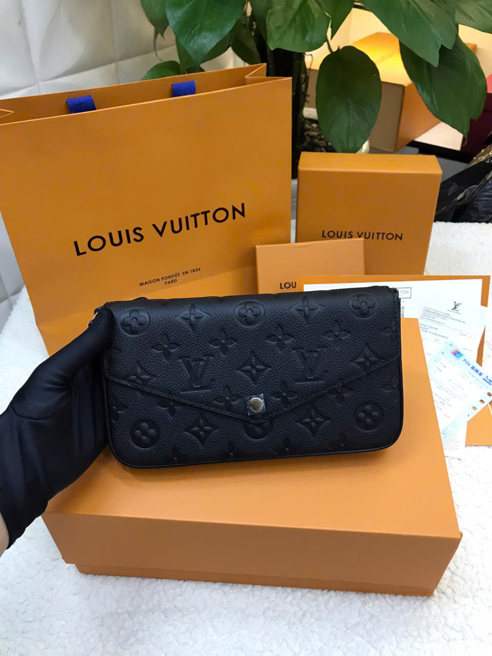 Túi LV Félicie Pochette Vip Màu Đen Size 21cm M82477