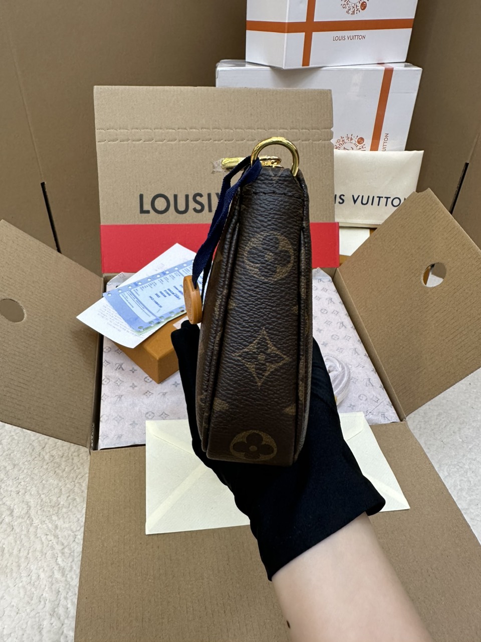 Túi Xách LV Pochette Accessoires Super Màu Nâu Size 23.5cm M40712
