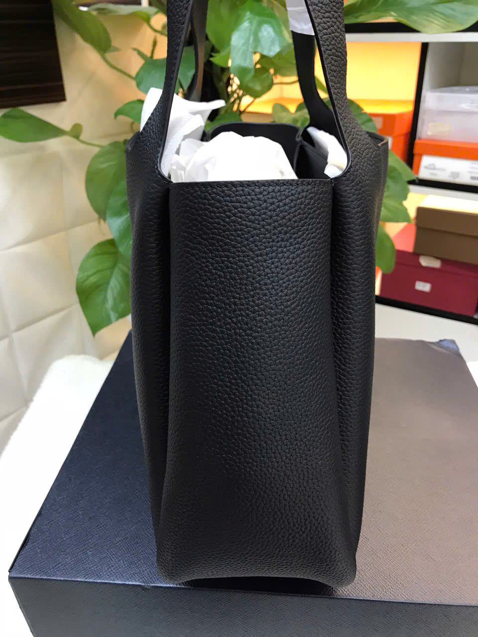 Túi Prada Large Leather Tote Vip Màu Đen Size 32cm