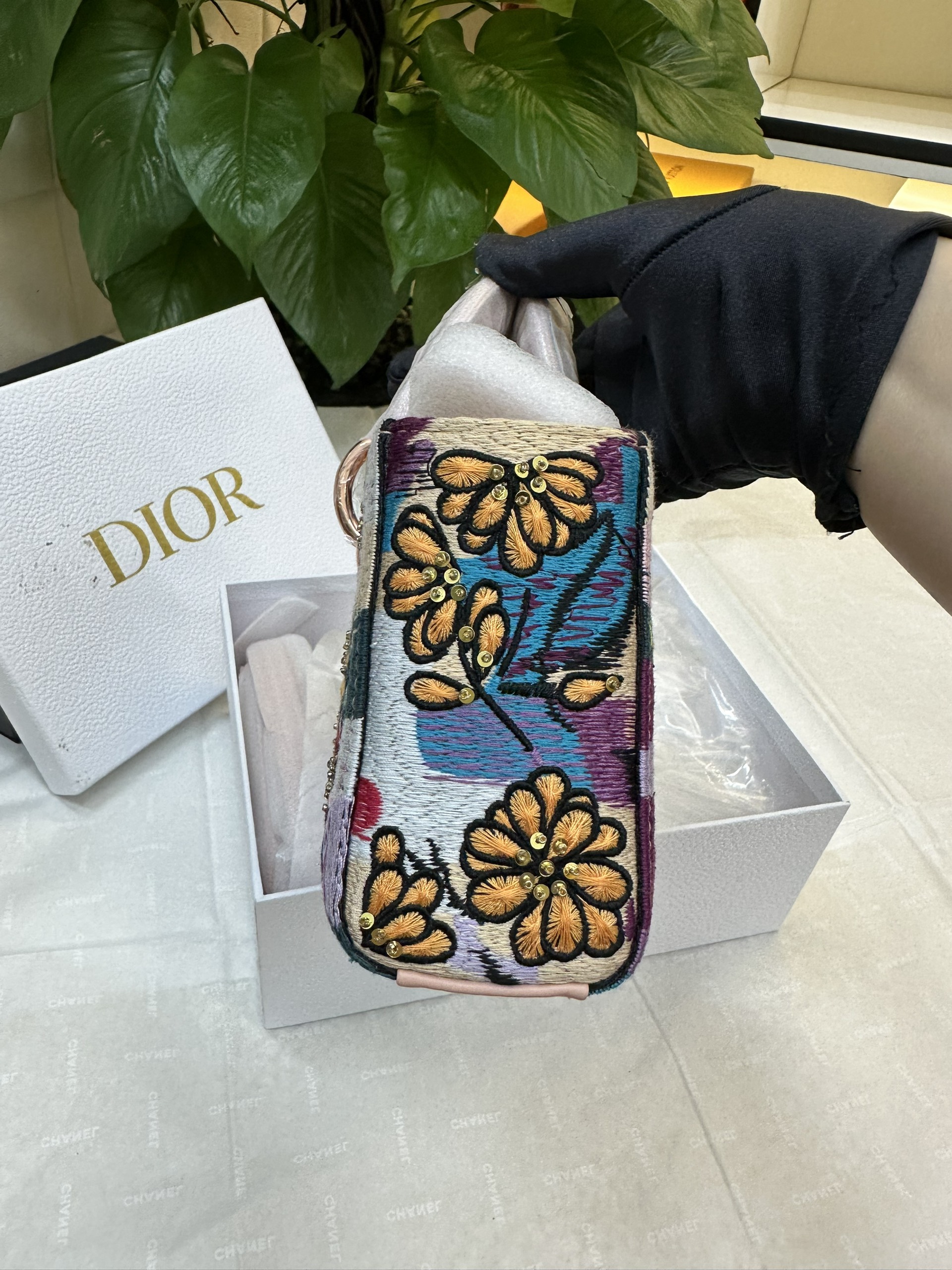 Túi Dior Small Lady D-Joy Hoa Văn Size 22cm