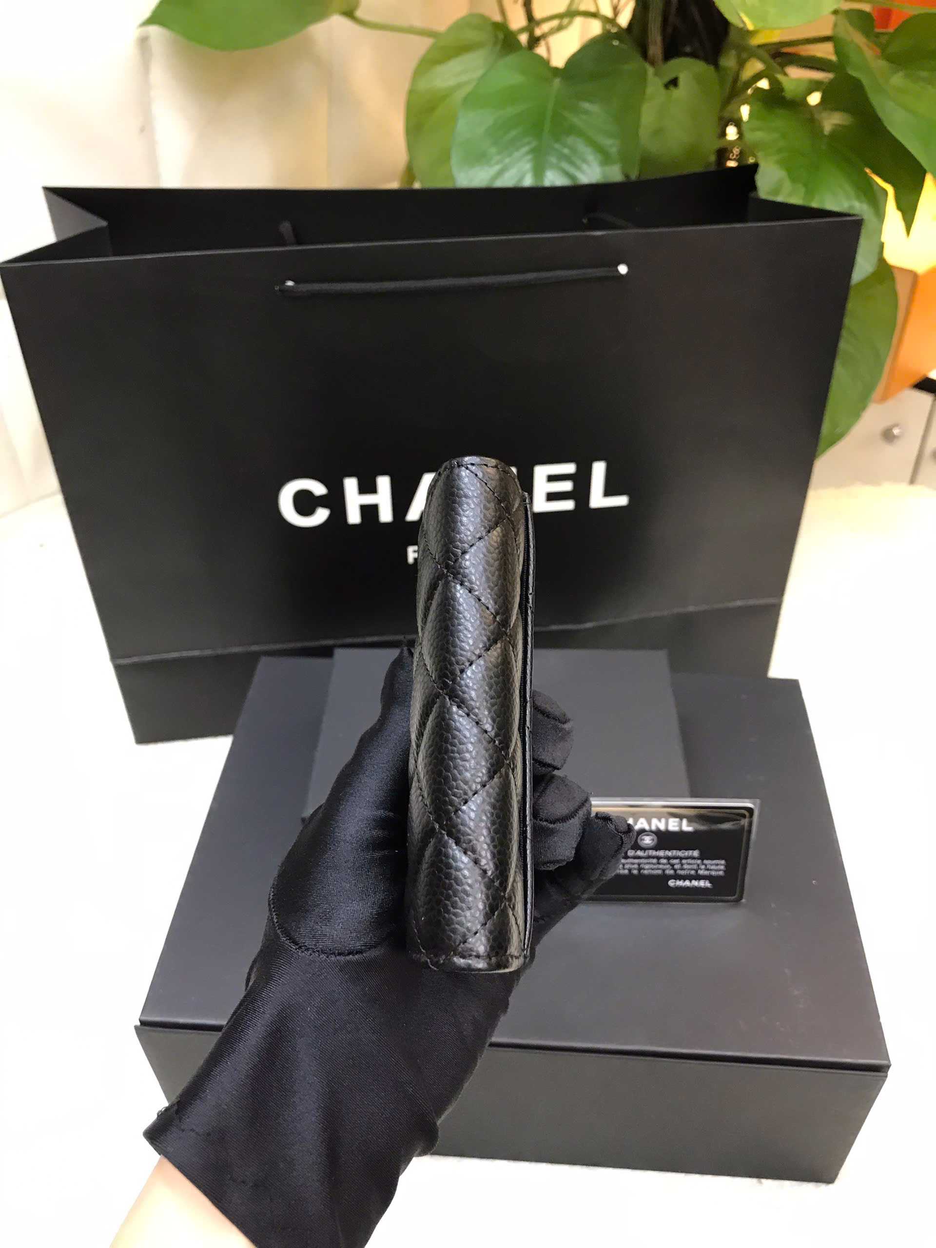 Ví Chanel Classic Flap Card Holder Black Caviar Vip Màu Đen Size 11cm