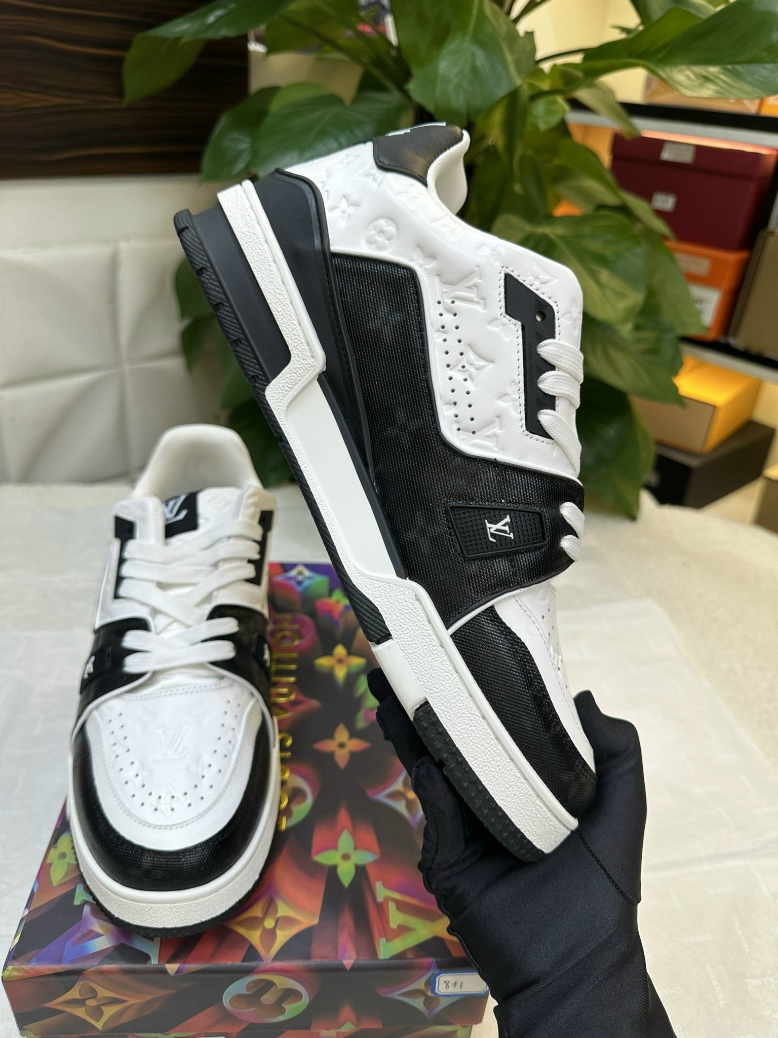 Giày Sneaker LV Trainer White Black 1A9JG9 Size 46