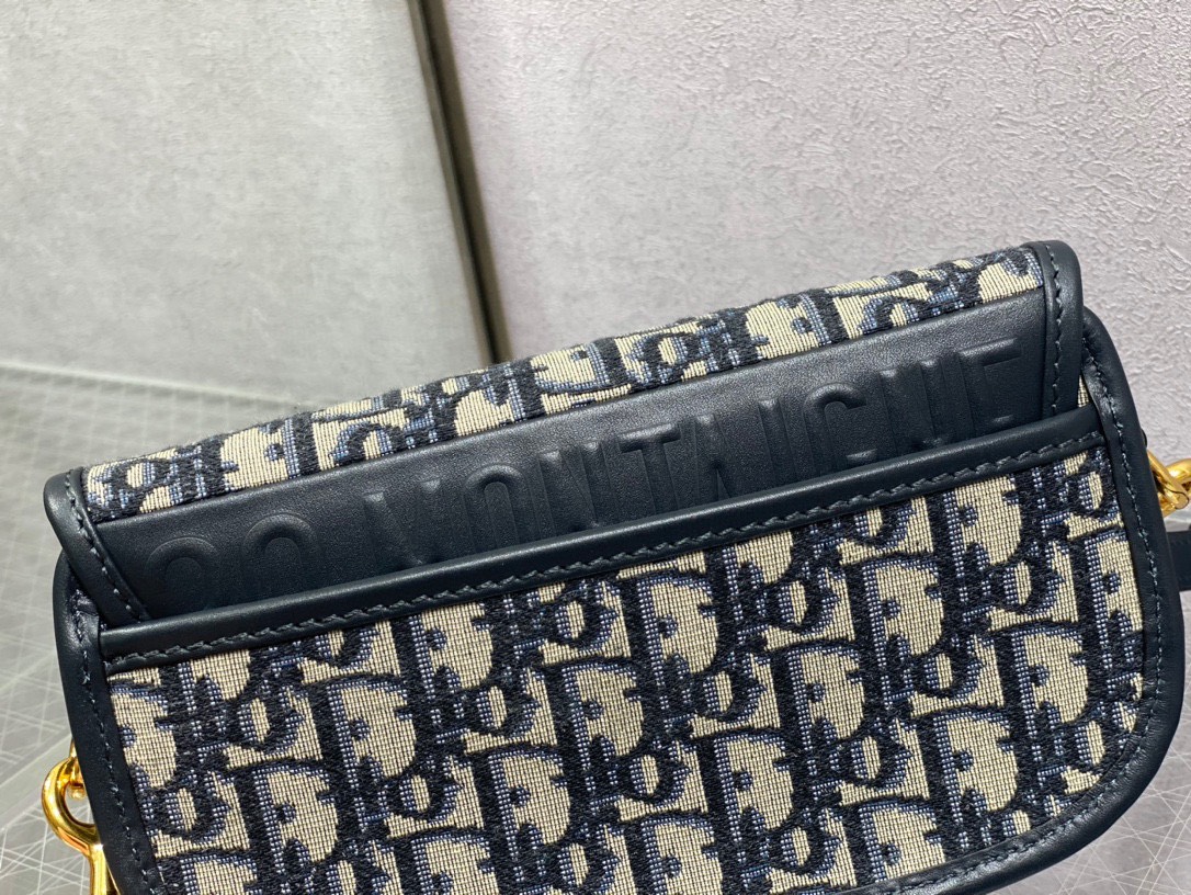 Túi Xách Dior Bobby Siêu Cấp Thổ Cẩm Size 21cm M9327