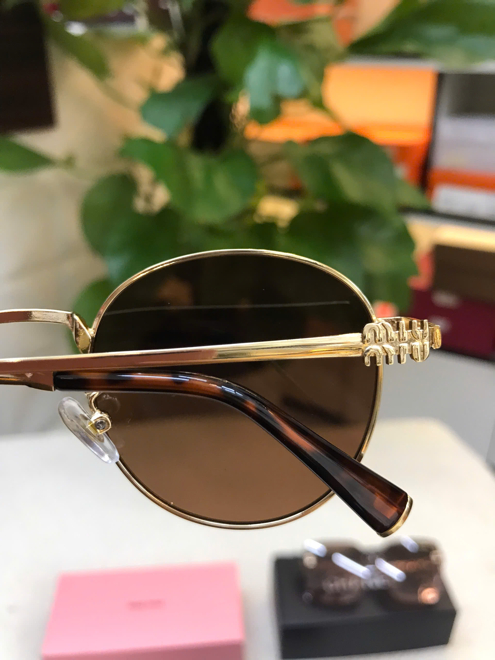 Kính MiuMiu Sunglasses Siêu Cấp Màu Vàng