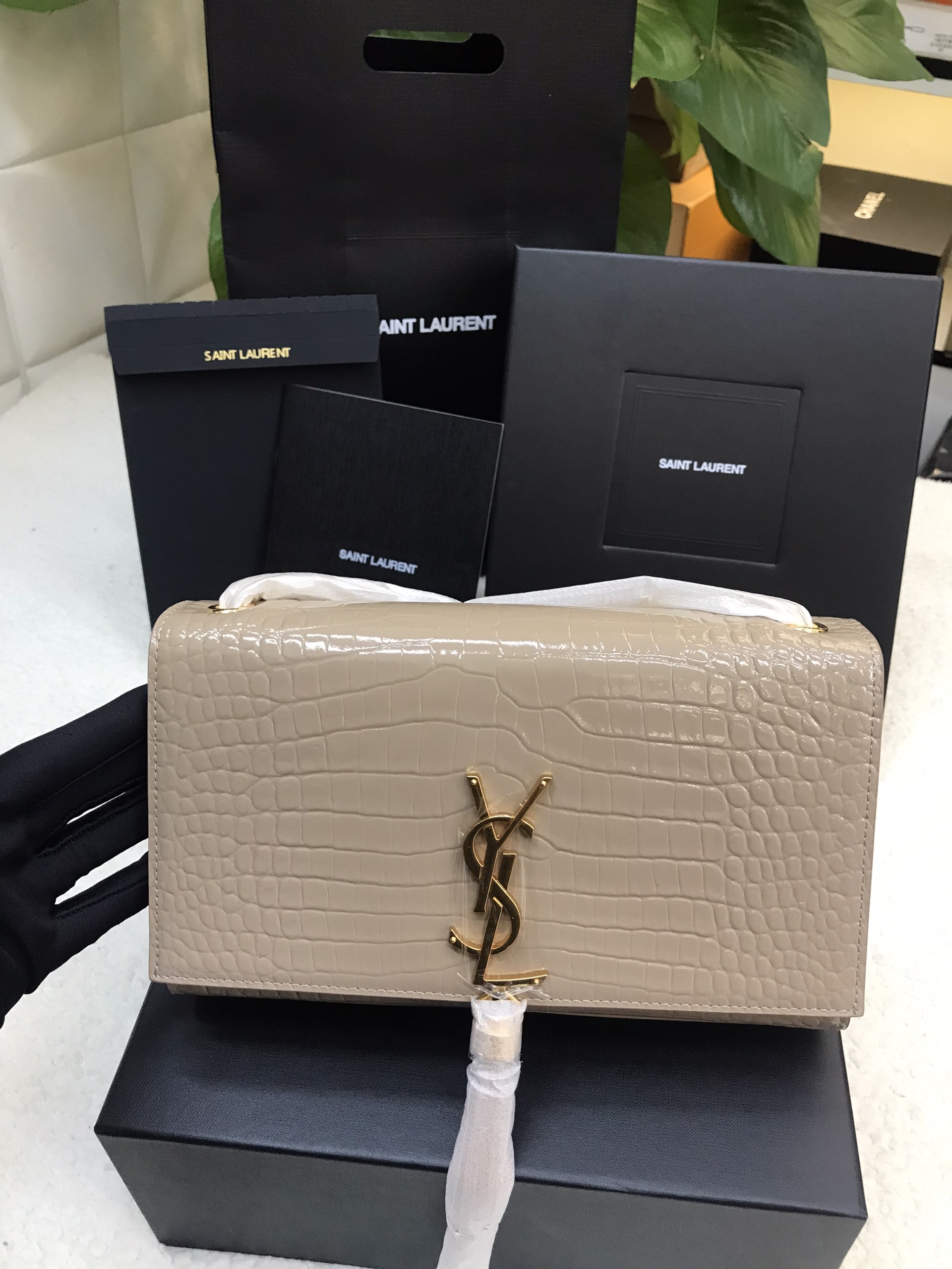 Túi YSL Kate Medium Beige Vip Size 24cm