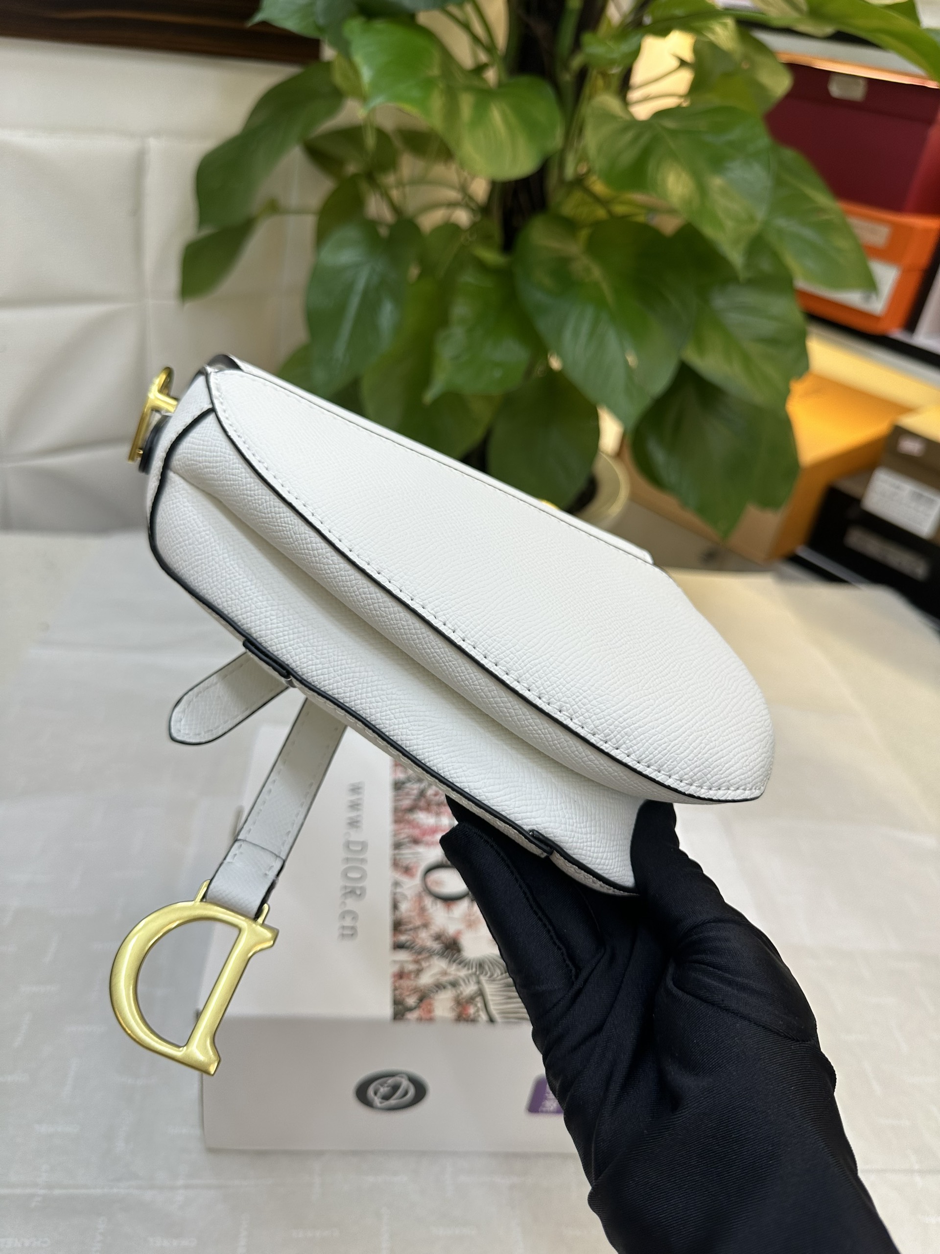 Túi Dior Mini Saddle Bag With Strap White Super Màu Trắng Size 19cm