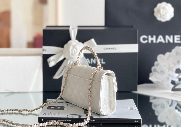 Túi Xách Chanel 23P Kelly Vip Màu Trắng SIze 18cm