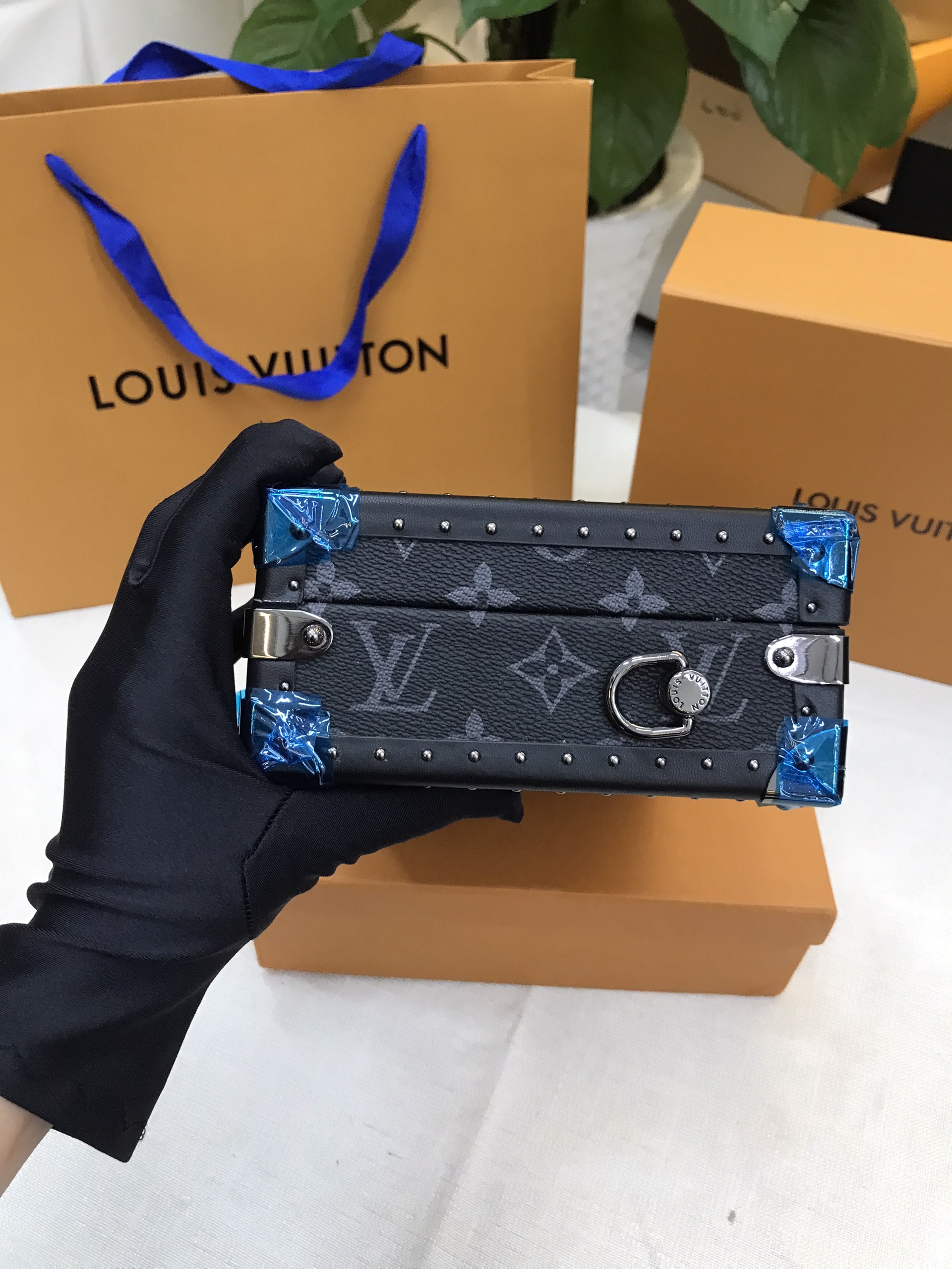 Túi Dạng Hộp LV Clutch Box Super Hoa Văn Đen M20251