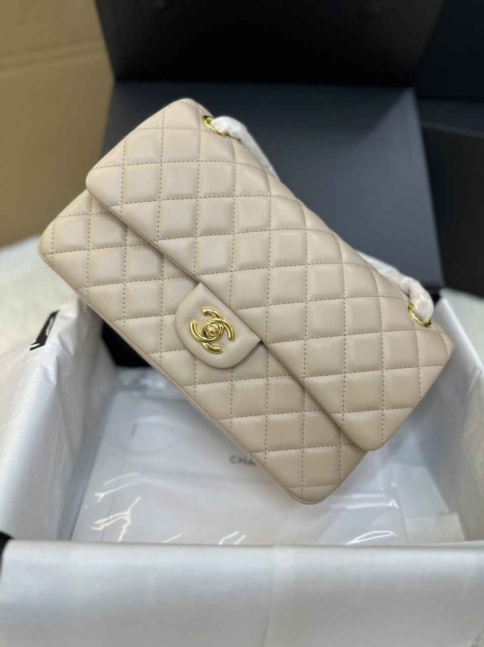 Túi Xách Chanel Classic Flap Màu Trắng Kem Size 25cm