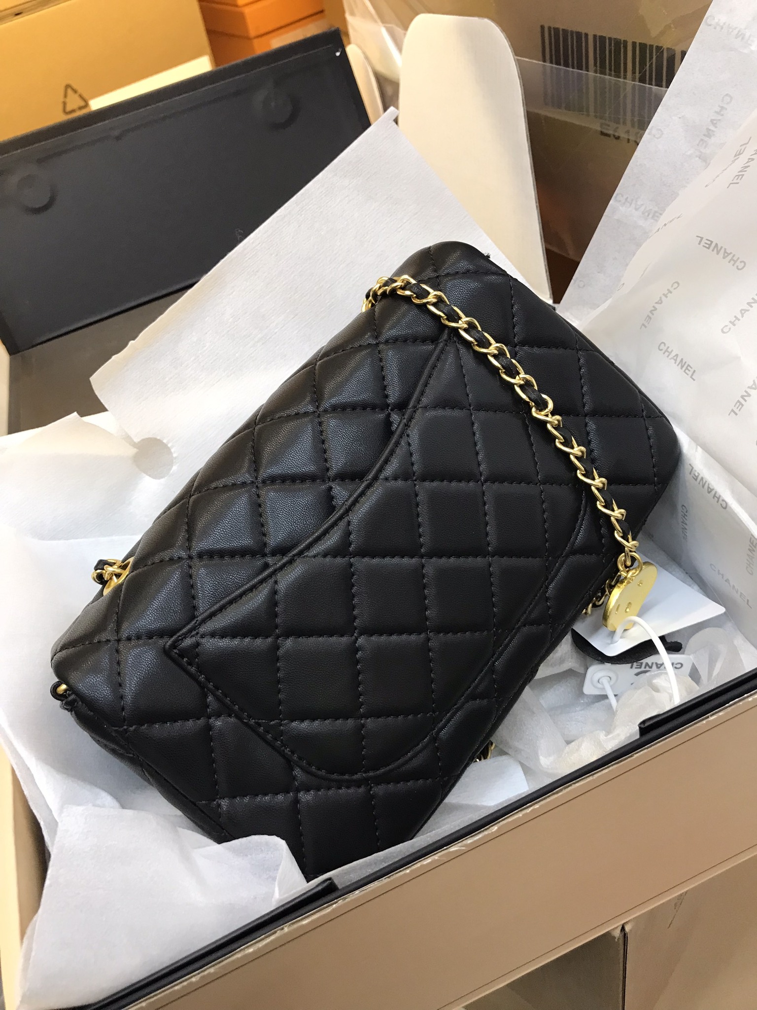 Túi Xách Chanel Super Heart Charms Mini Flap Bag Size 20cm
