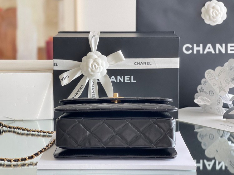 Túi Xách Chanel 23P Quai Sắt Vip Màu Đen Size 18cm