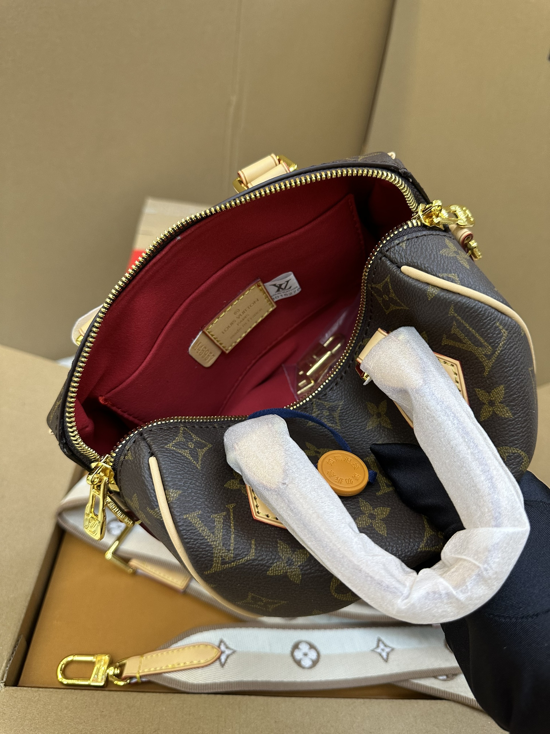 Túi LV Speedy Bandoulière 20 M46234 Size 20cm